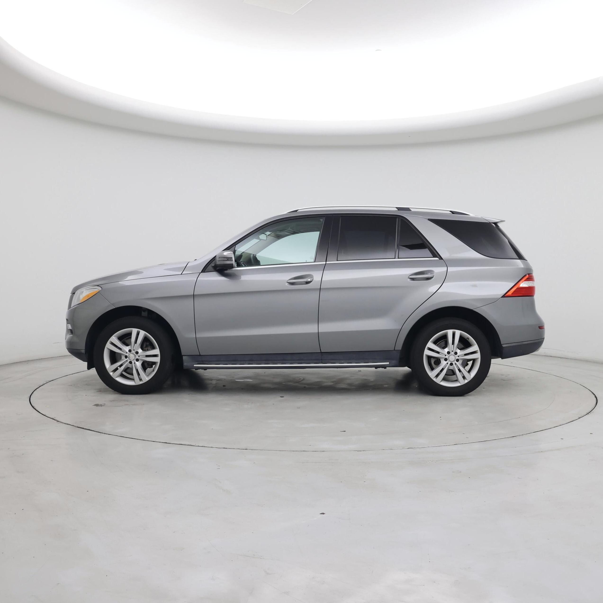 Thumbnail: 2015 Mercedes-Benz M-Class - 3