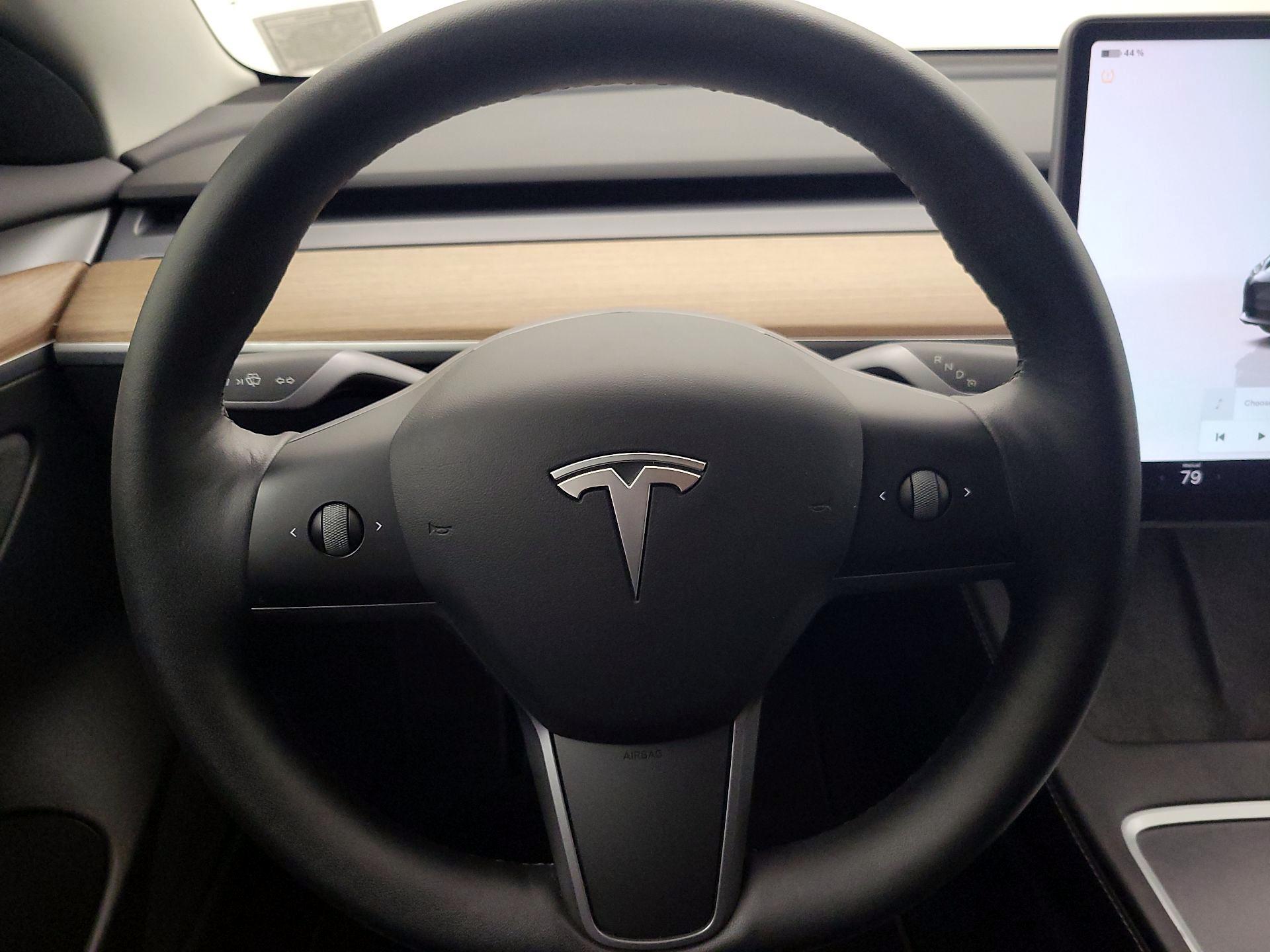 Thumbnail: 2022 Tesla Model 3 - 10