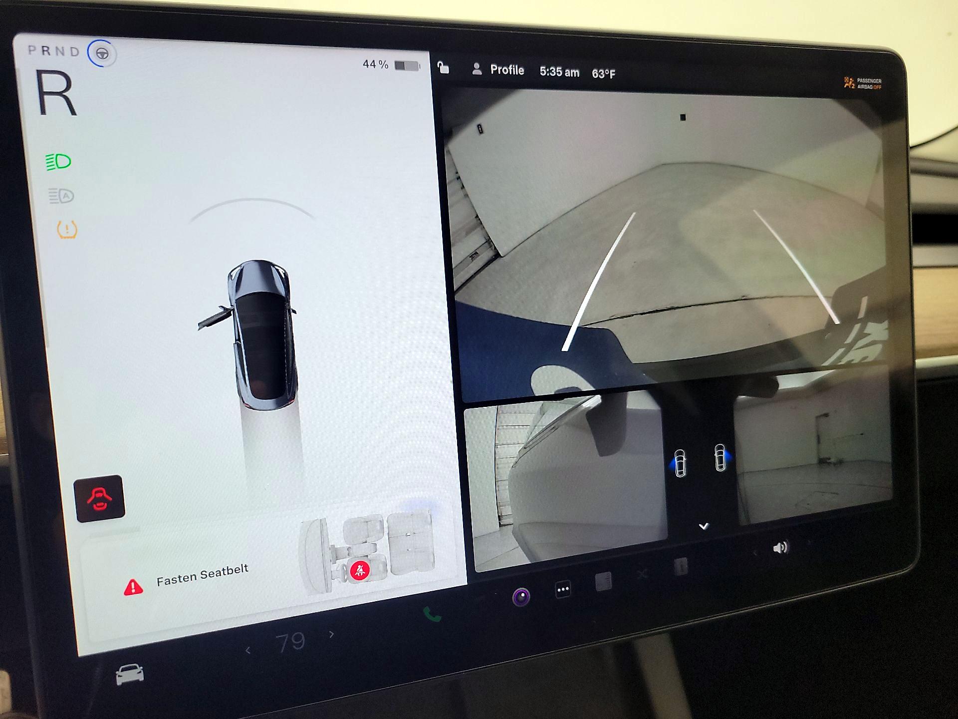 Thumbnail: 2022 Tesla Model 3 - 14