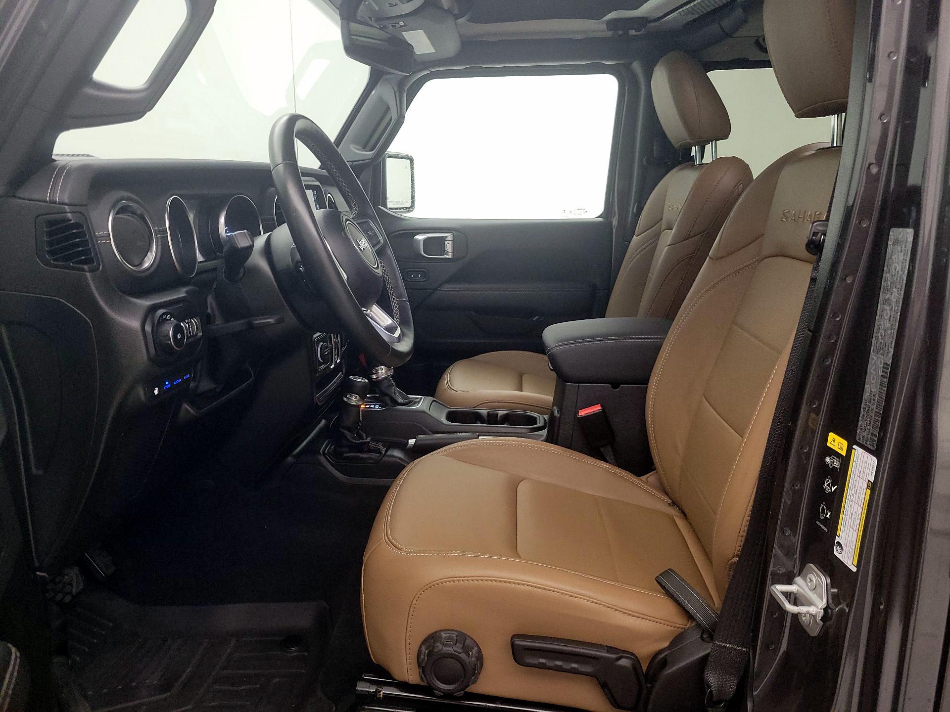 Thumbnail: 2022 Jeep Wrangler - 11