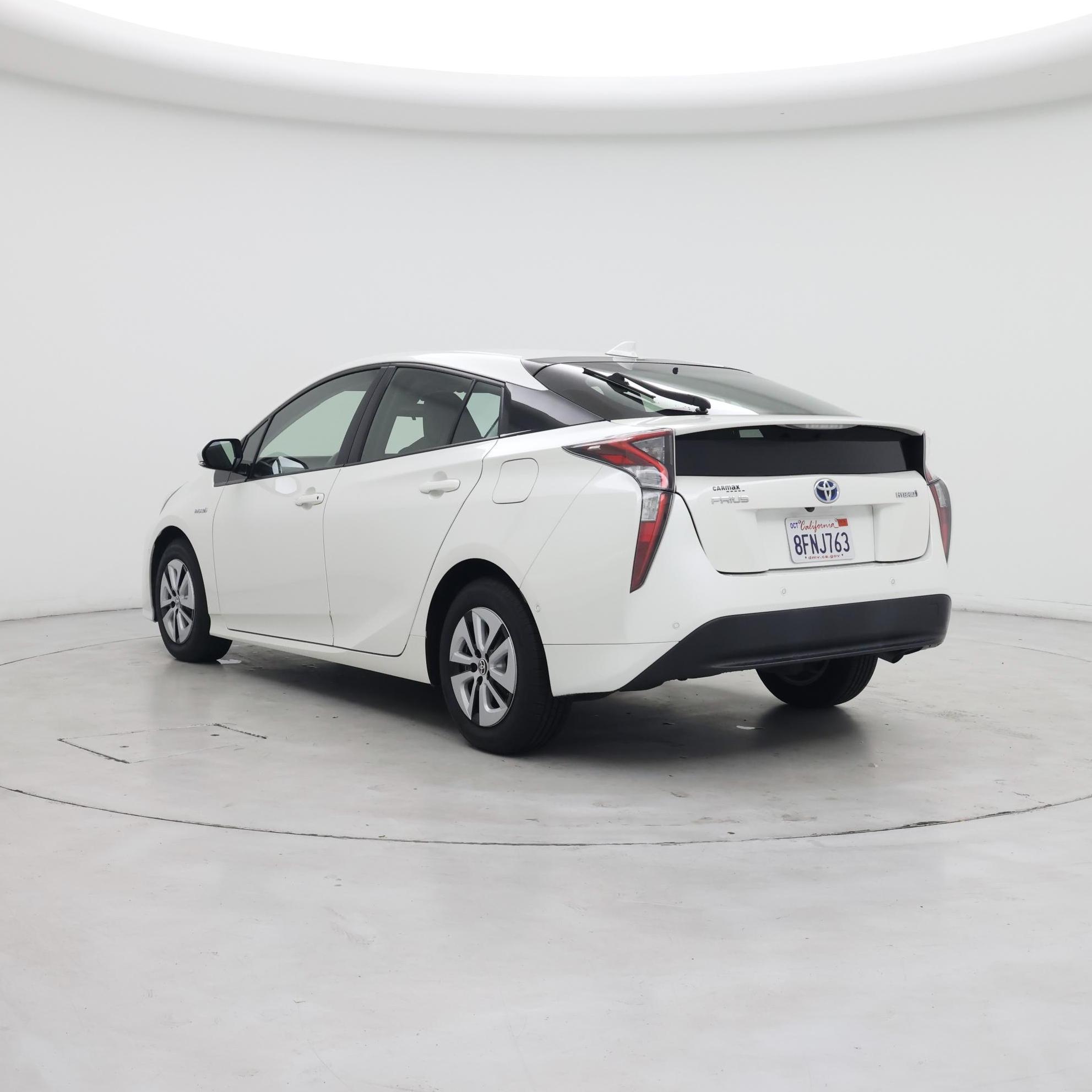 Thumbnail: 2018 Toyota Prius - 2