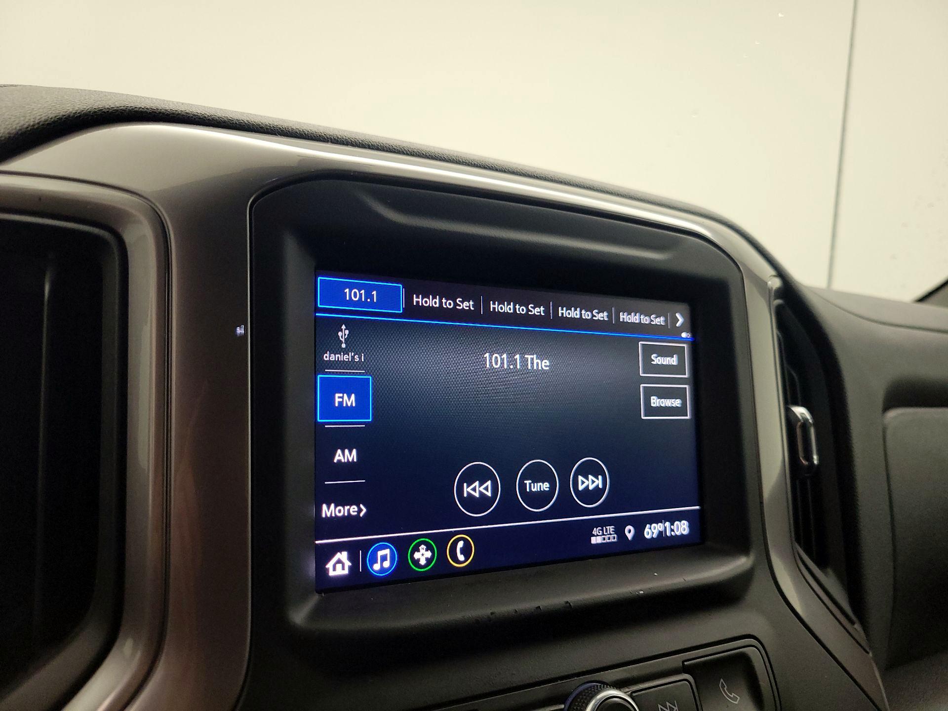 Thumbnail: 2021 Chevrolet Silverado 1500 - 16