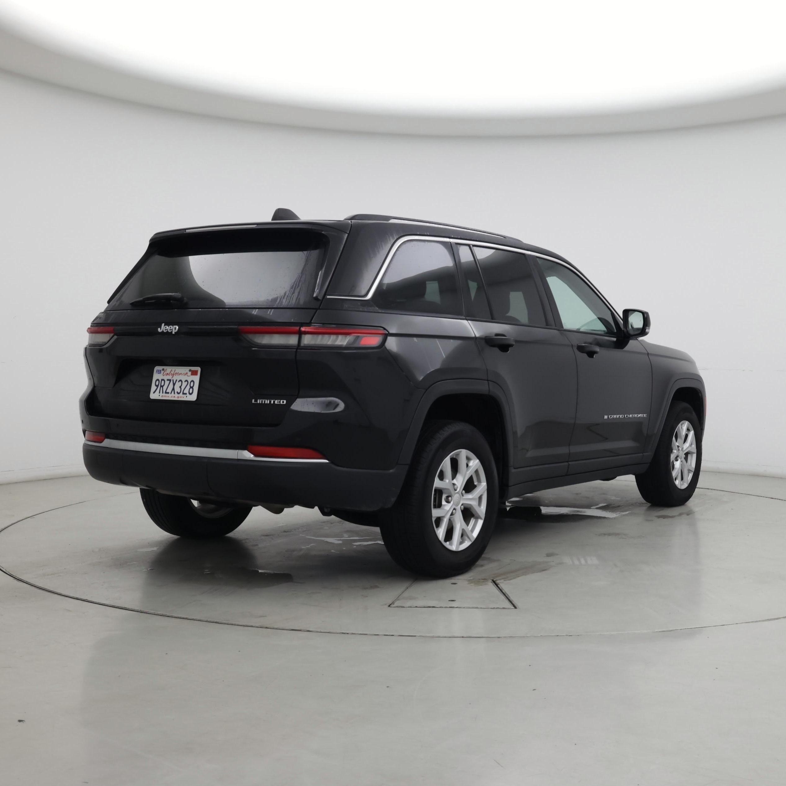 Thumbnail: 2023 Jeep Grand Cherokee - 8