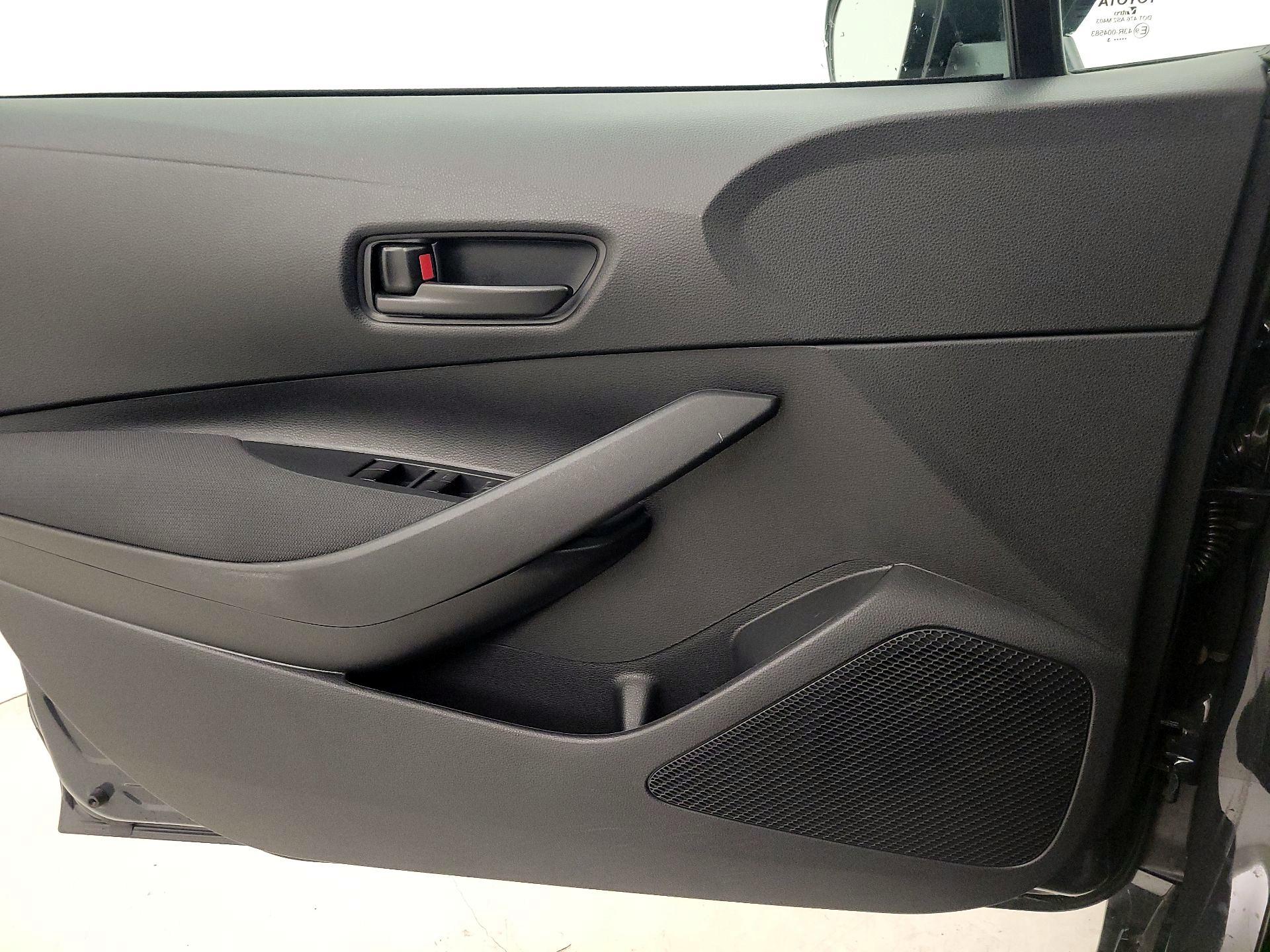 Thumbnail: 2023 Toyota Corolla - 12