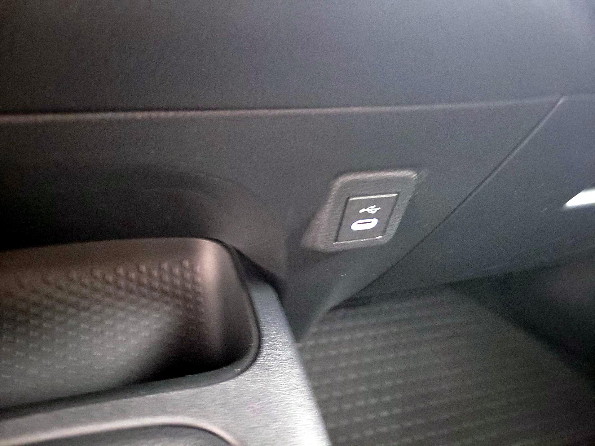 Thumbnail: 2023 Toyota Corolla - 18