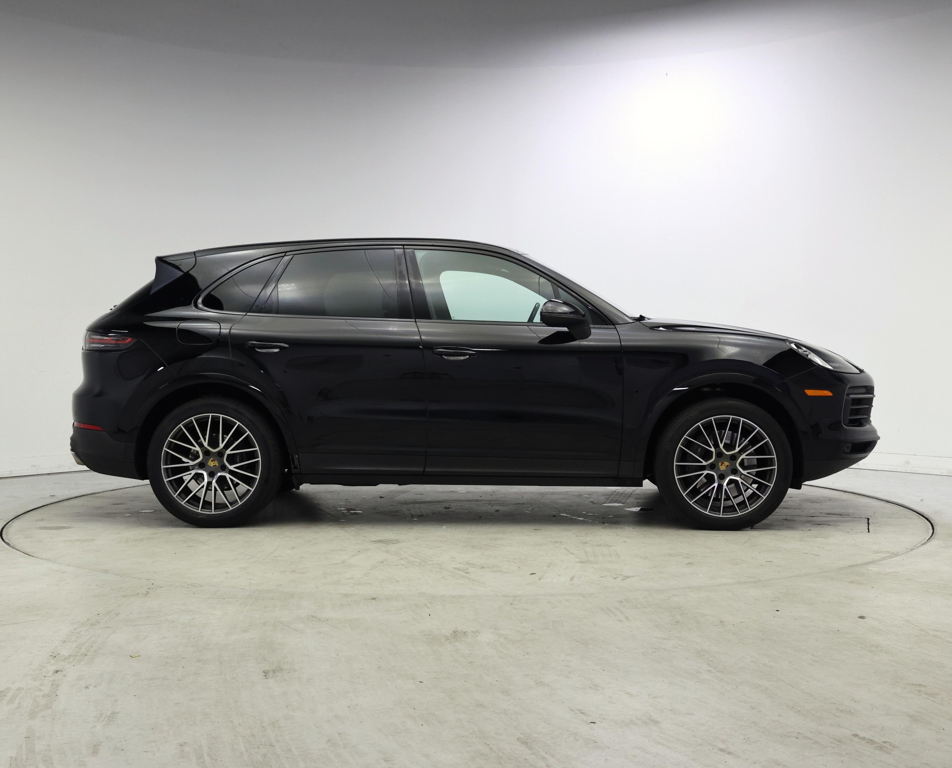 Thumbnail: 2021 Porsche Cayenne - 7