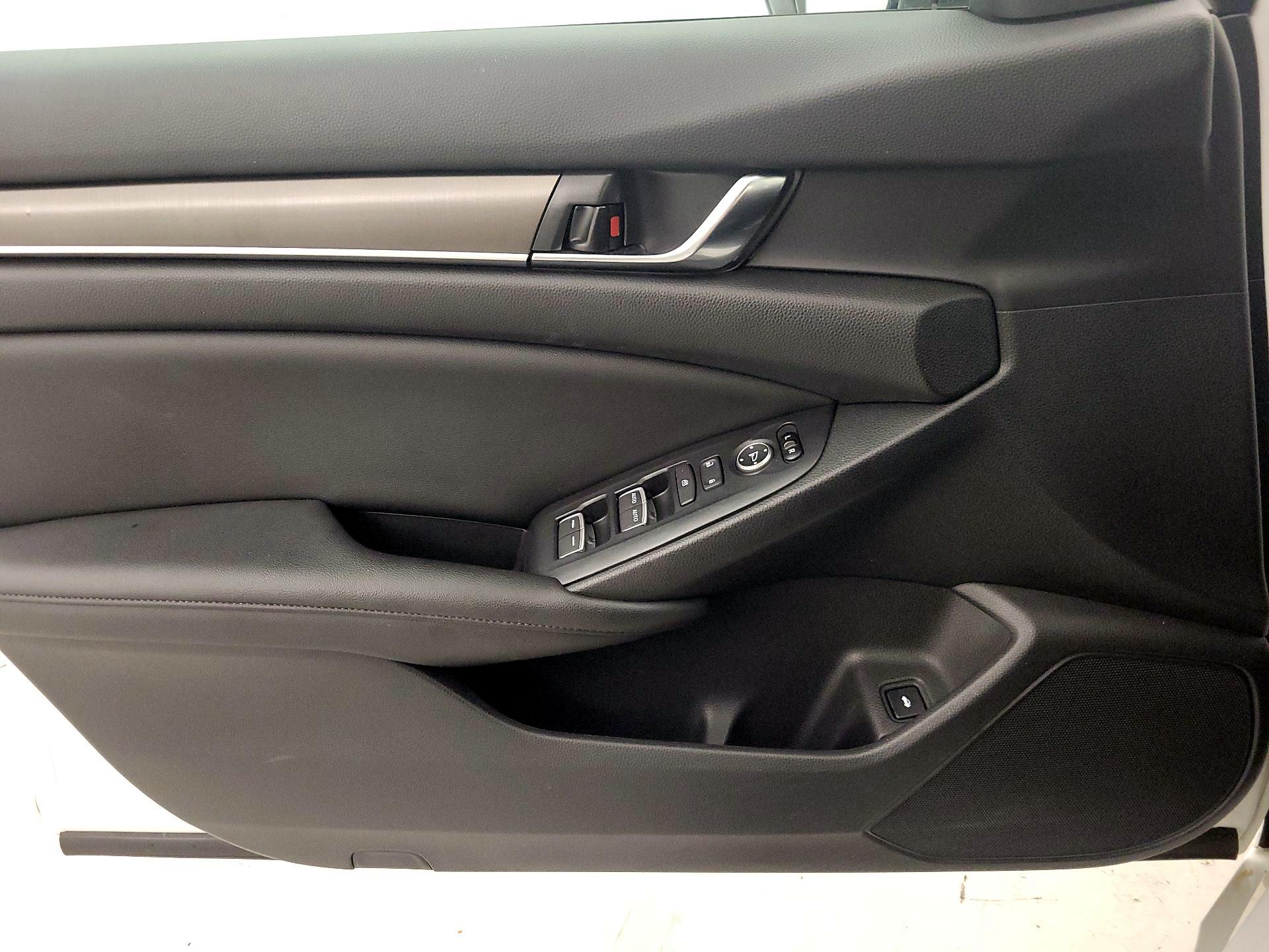 Thumbnail: 2019 Honda Accord - 12