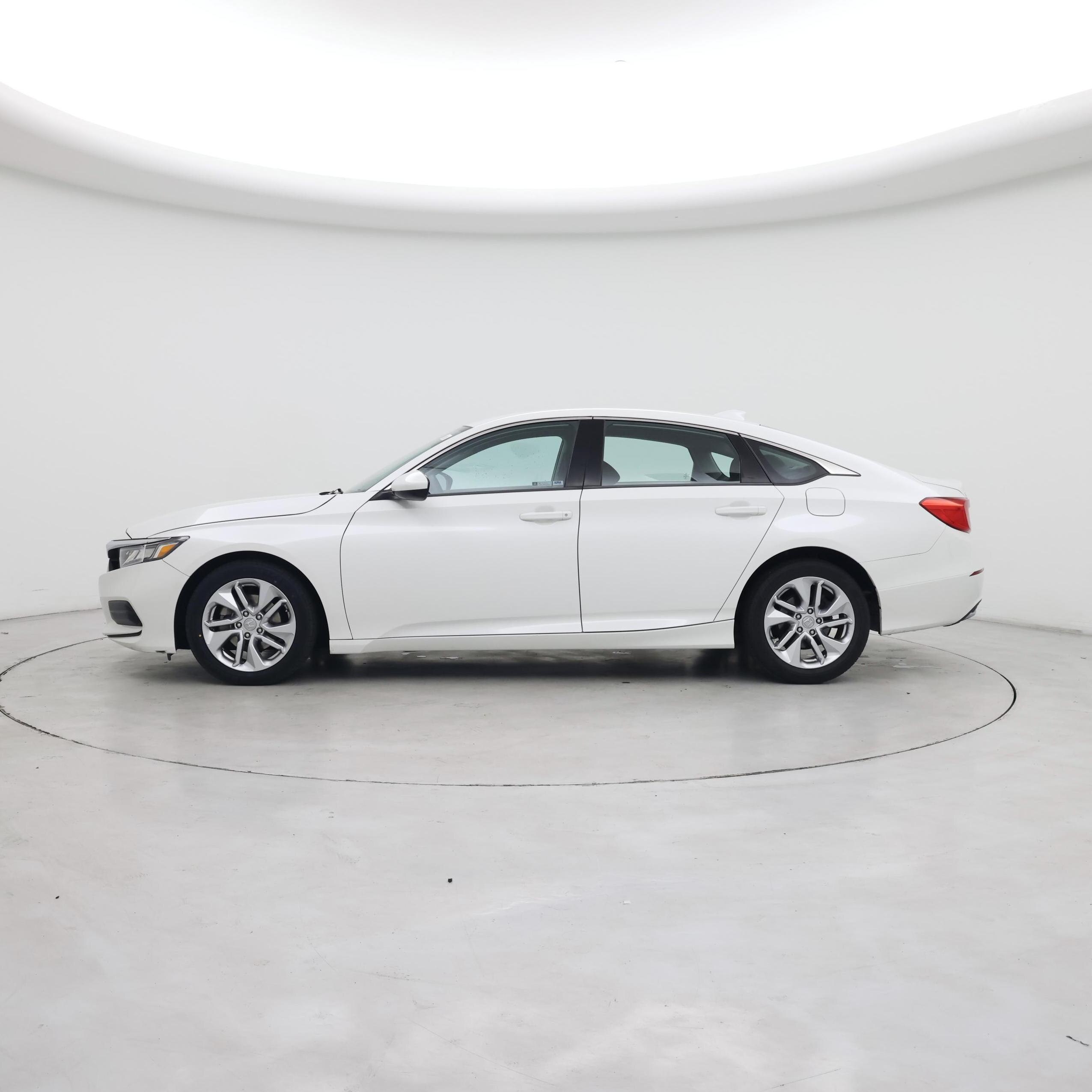 Thumbnail: 2019 Honda Accord - 3