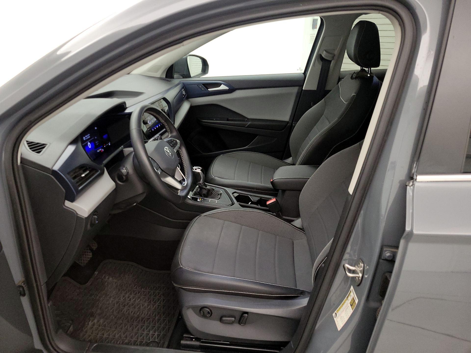 Thumbnail: 2023 Volkswagen Taos - 11