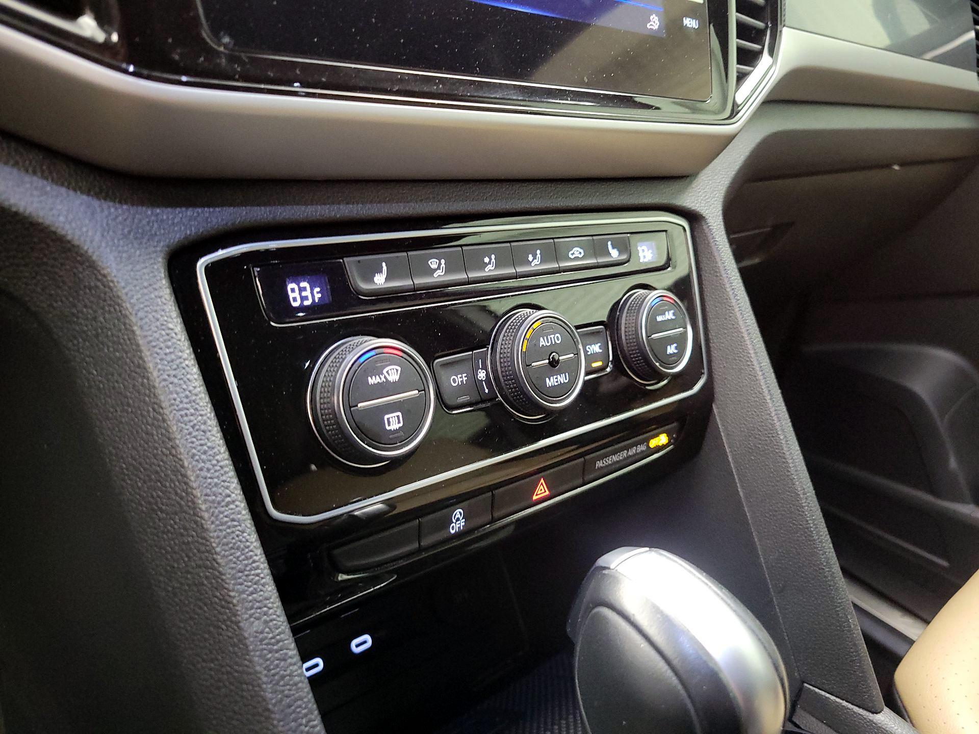 Thumbnail: 2022 Volkswagen Atlas - 16