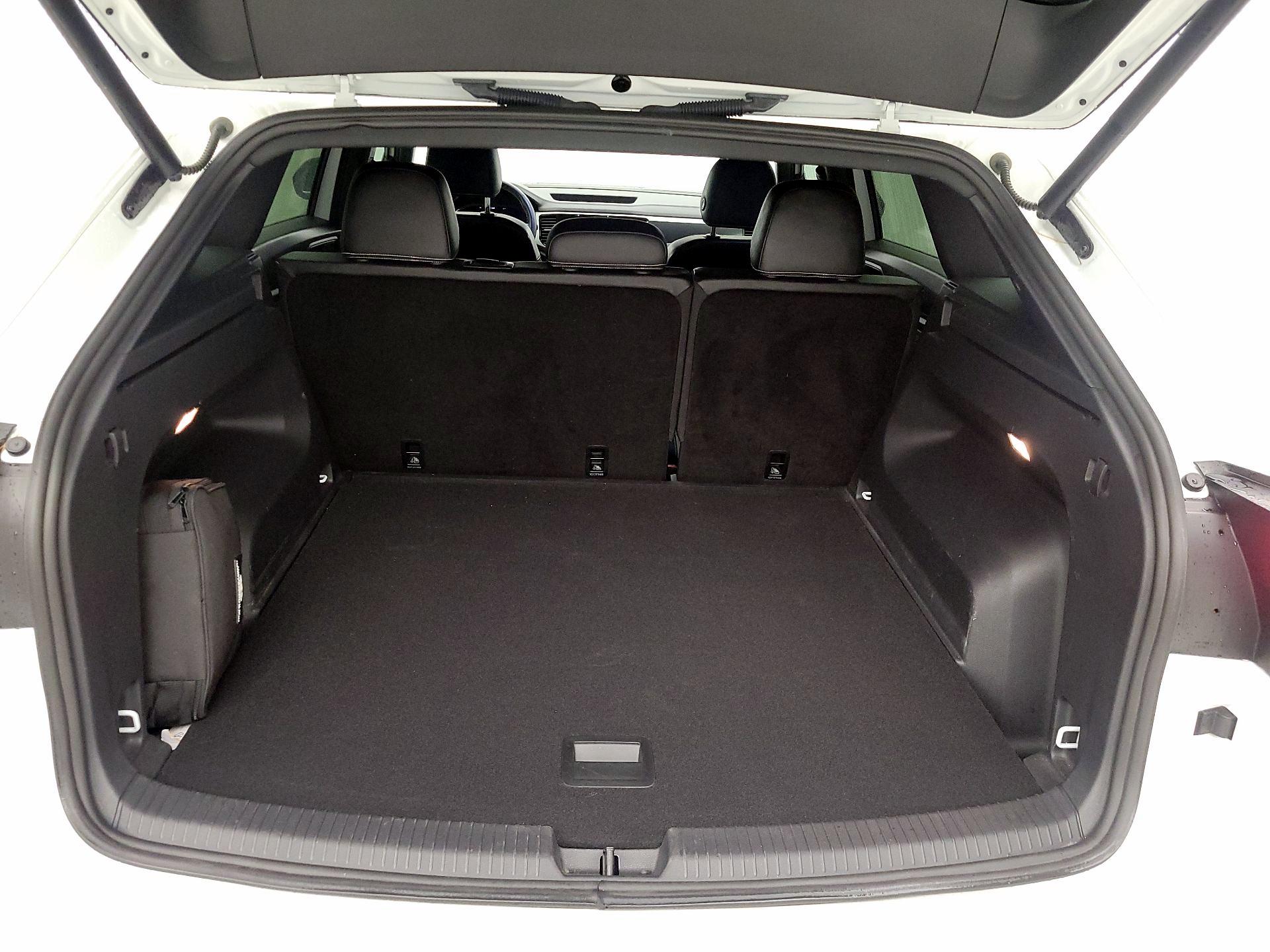 Thumbnail: 2022 Volkswagen Atlas - 20