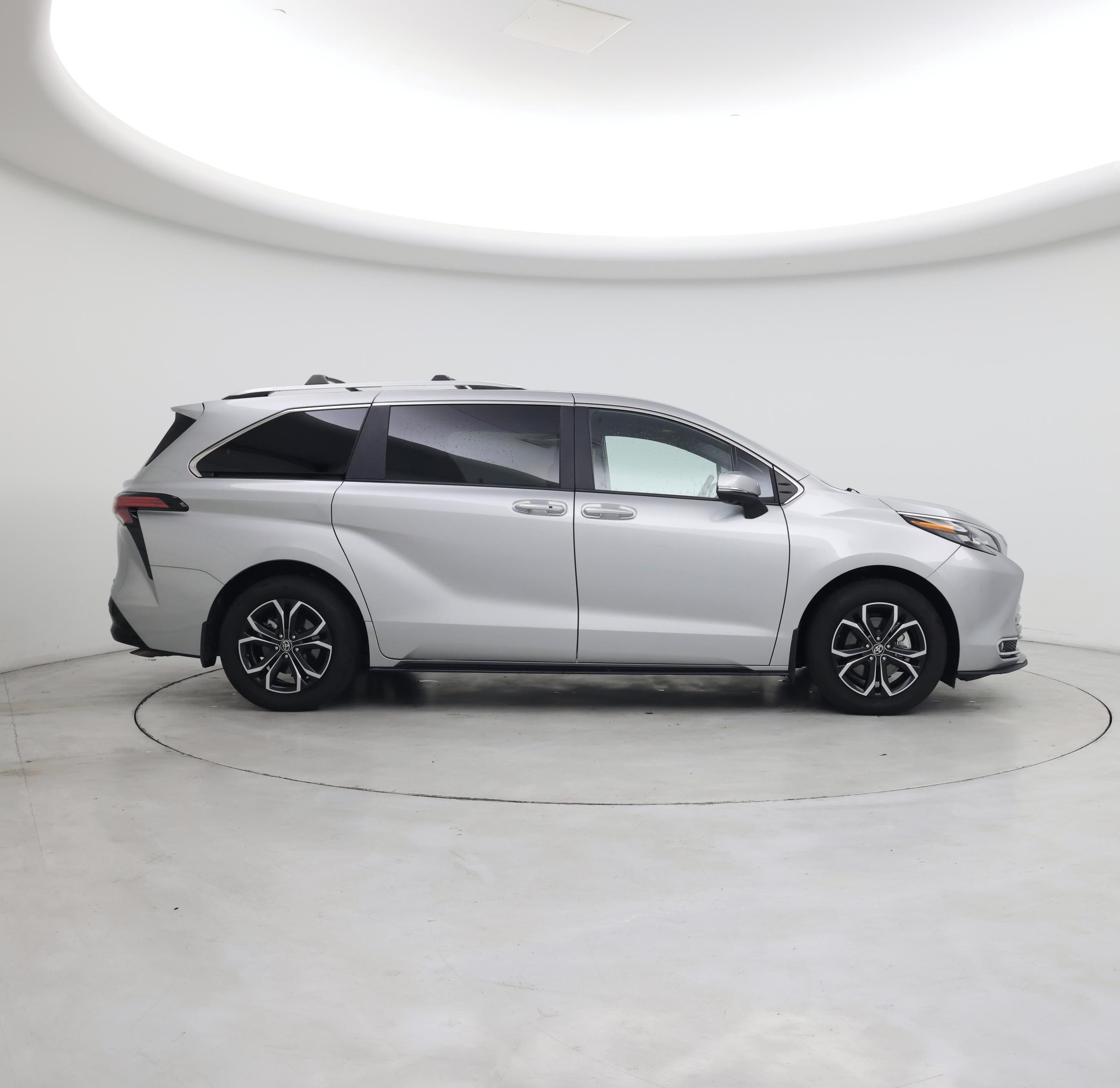 Thumbnail: 2025 Toyota Sienna - 7