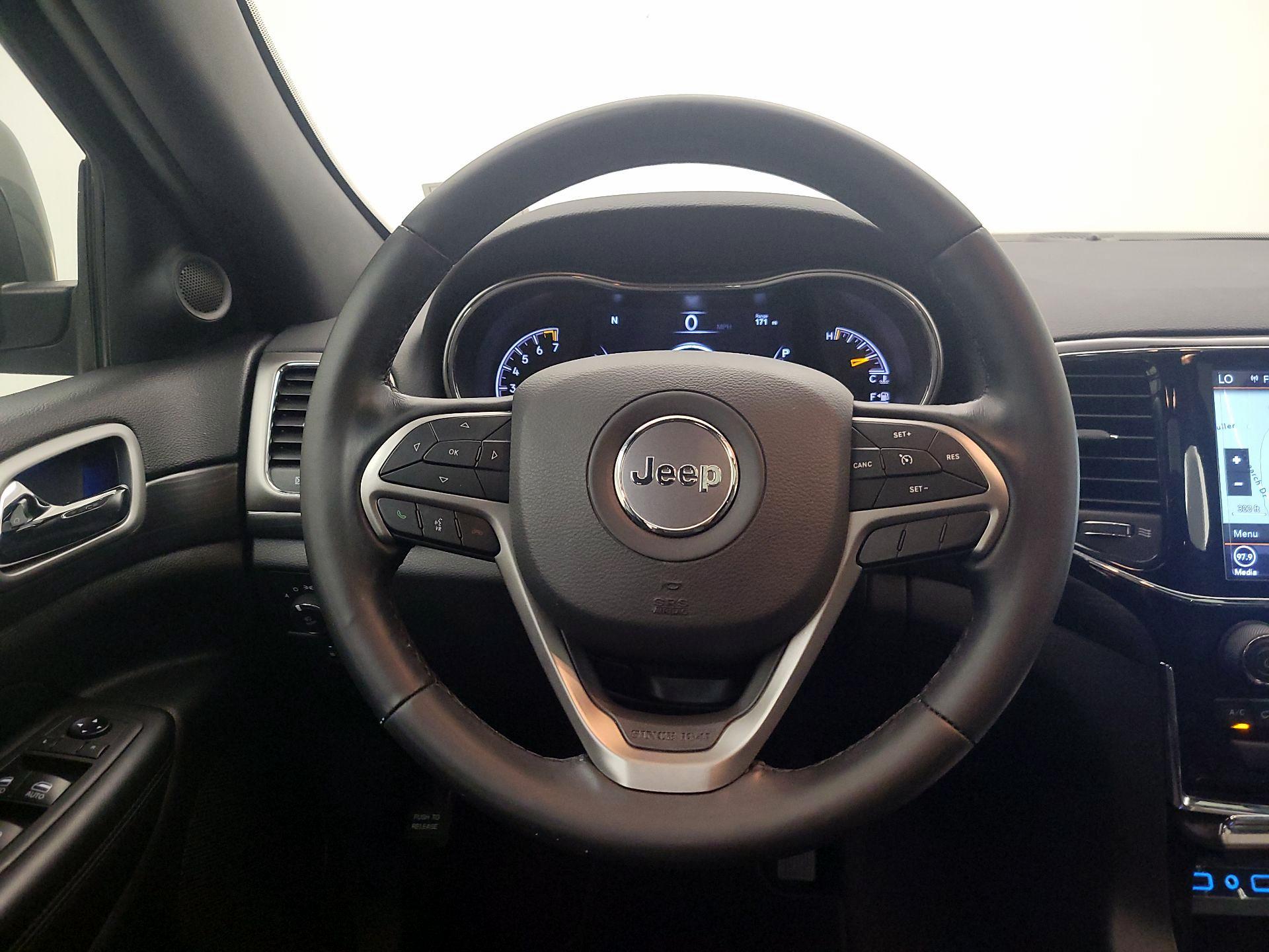 Thumbnail: 2020 Jeep Grand Cherokee - 10