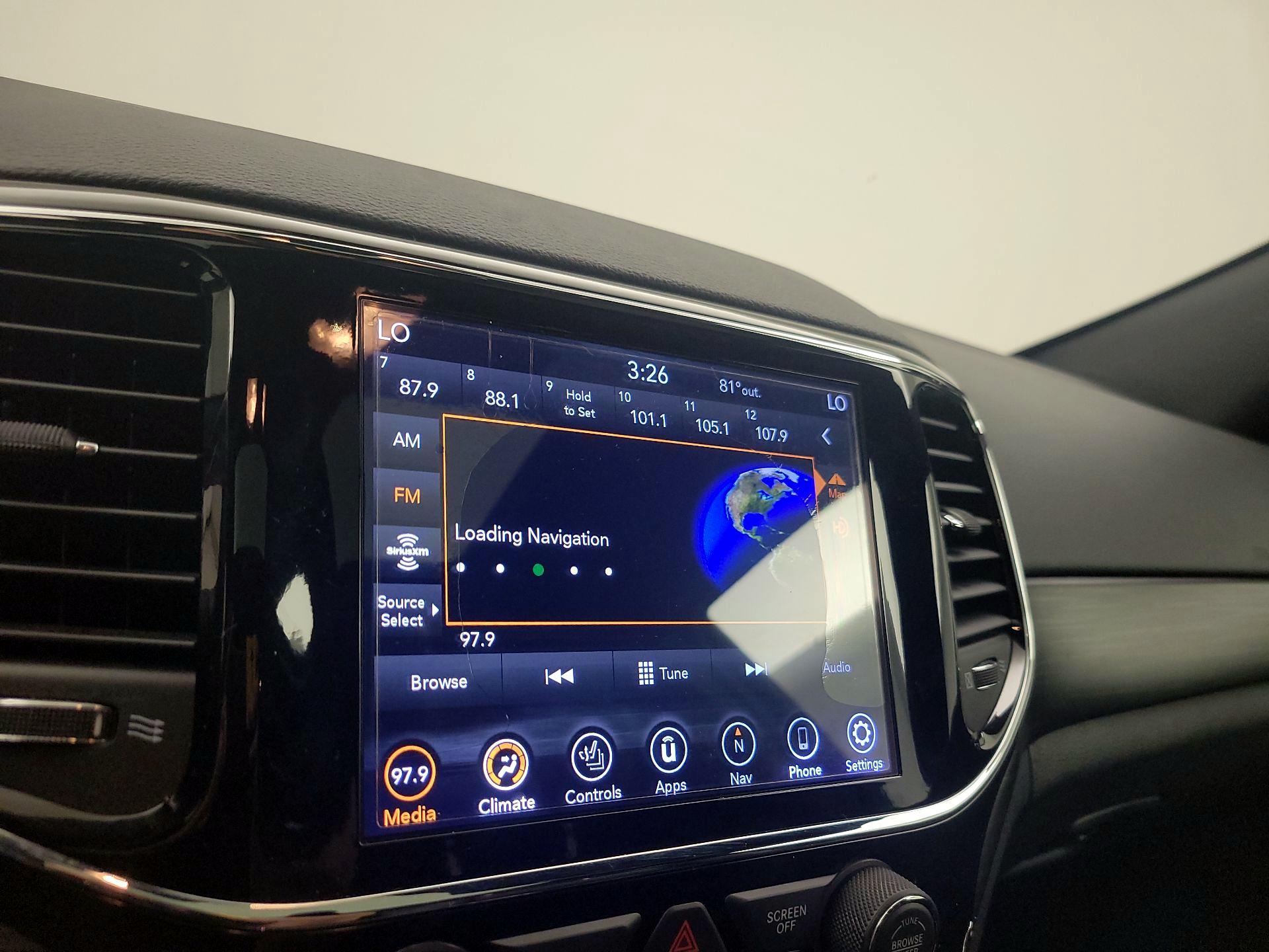 Thumbnail: 2020 Jeep Grand Cherokee - 16