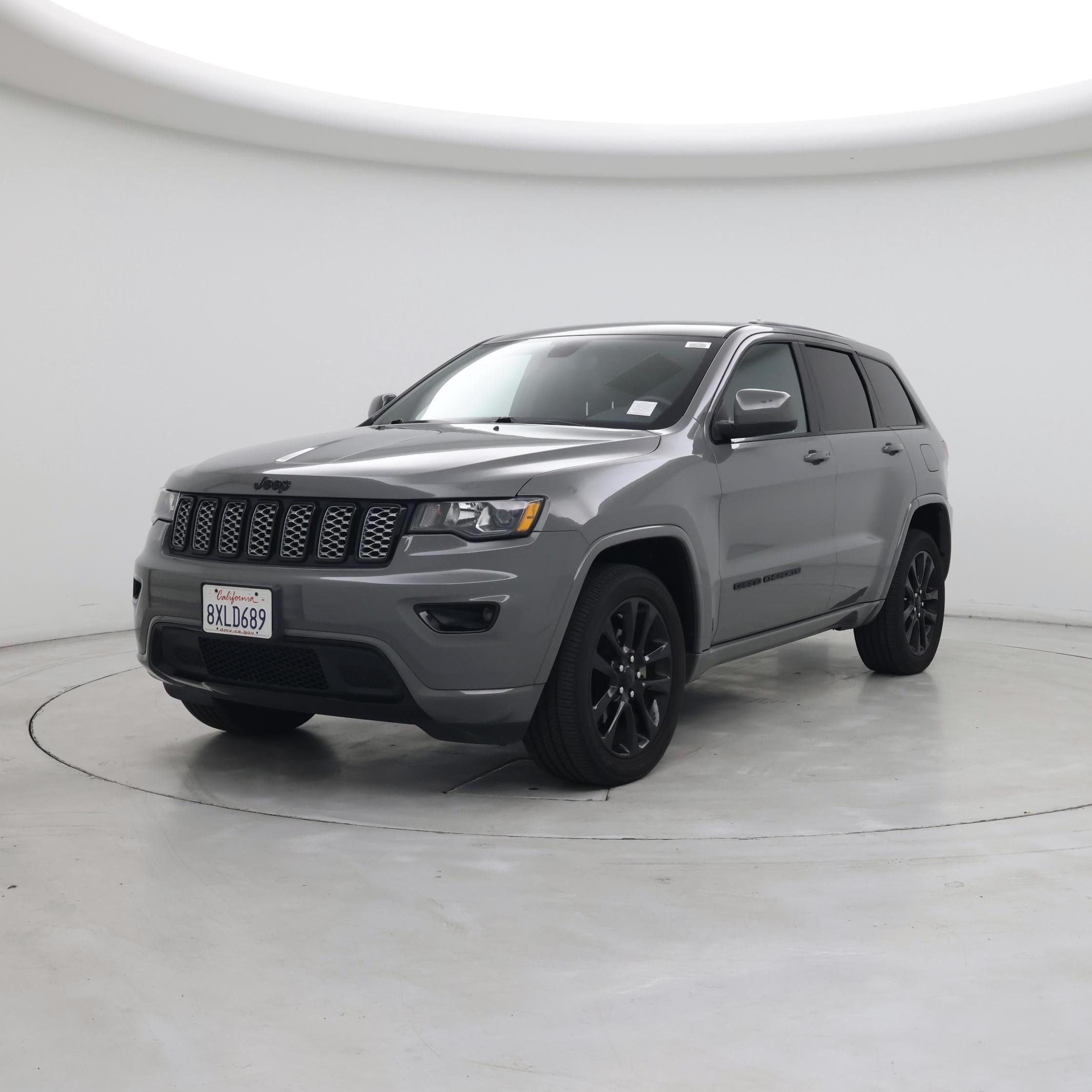 Thumbnail: 2020 Jeep Grand Cherokee - 4