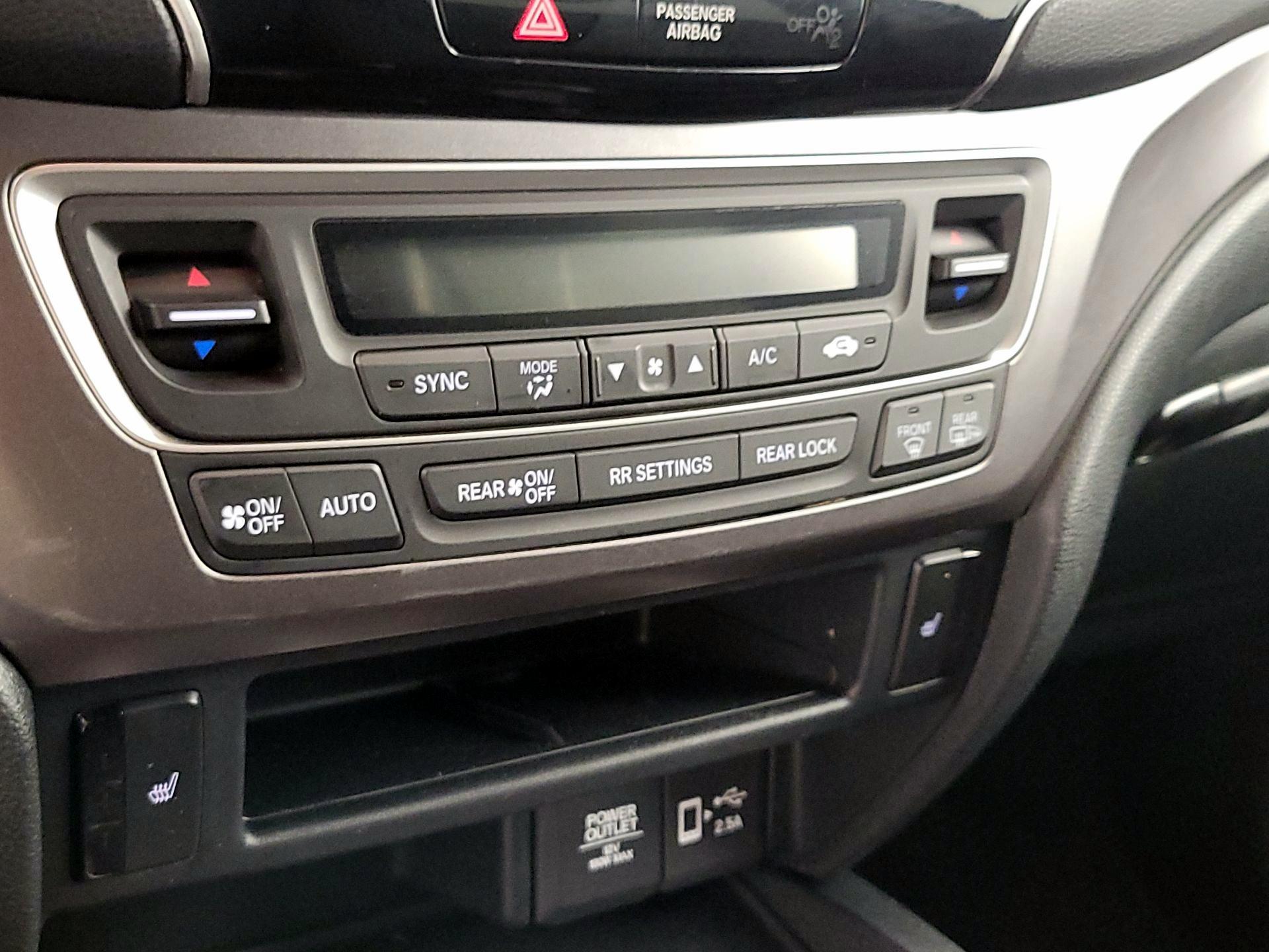 Thumbnail: 2022 Honda Pilot - 16