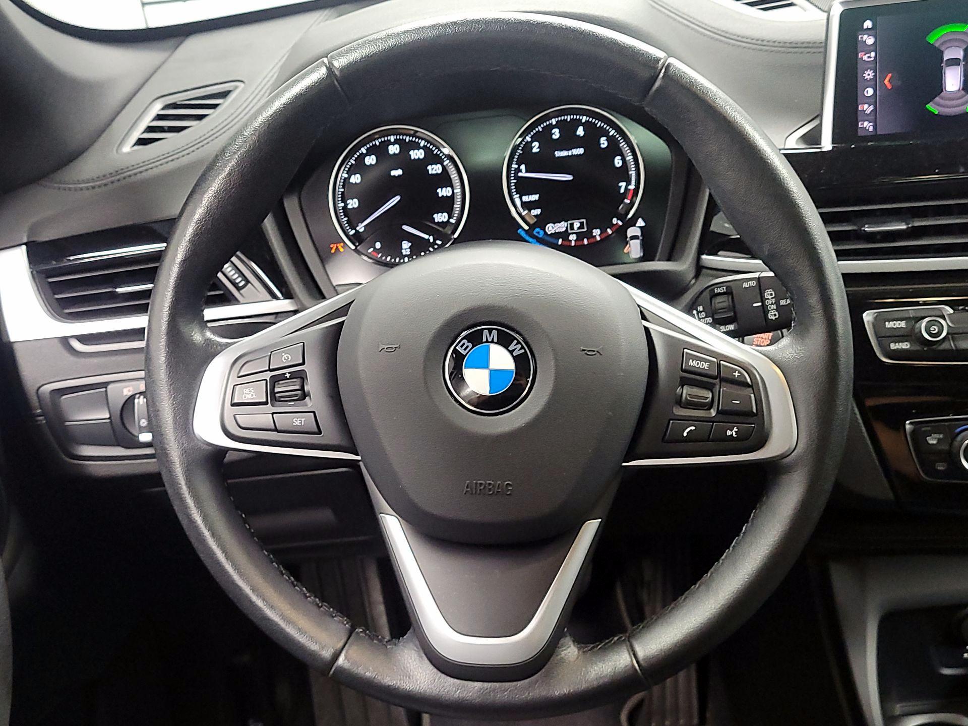 Thumbnail: 2021 BMW X1 - 10