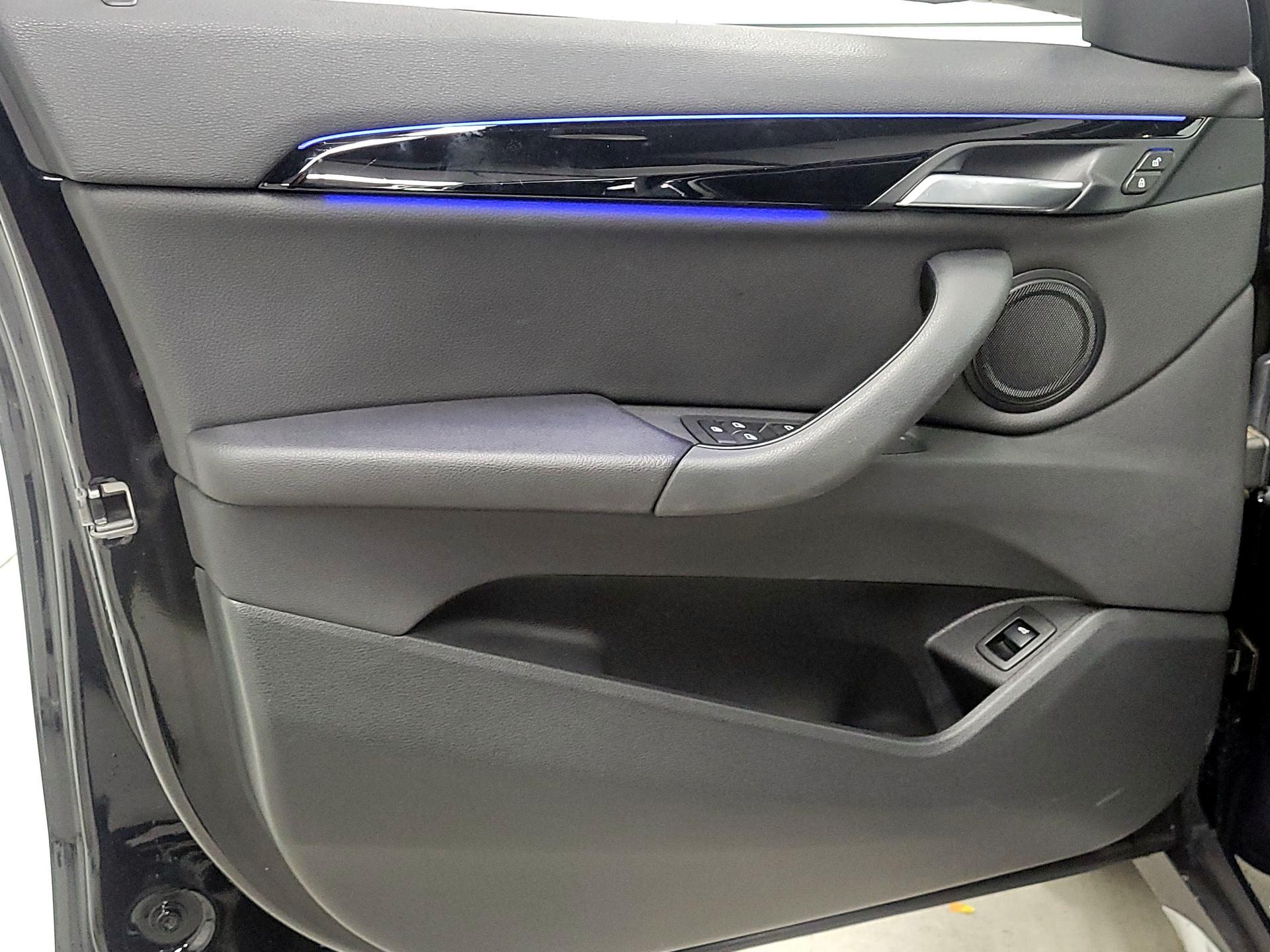 Thumbnail: 2021 BMW X1 - 12