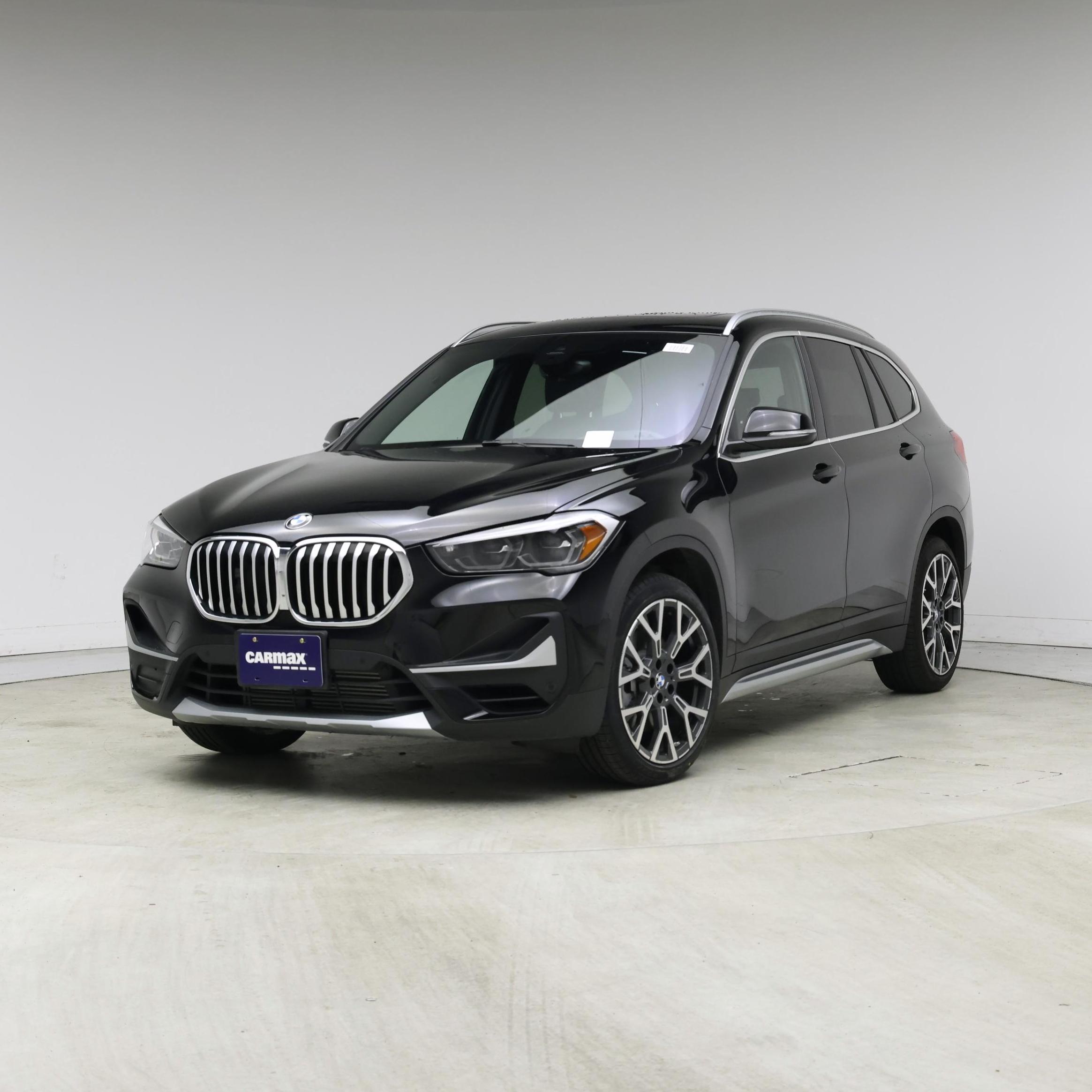 Thumbnail: 2021 BMW X1 - 4