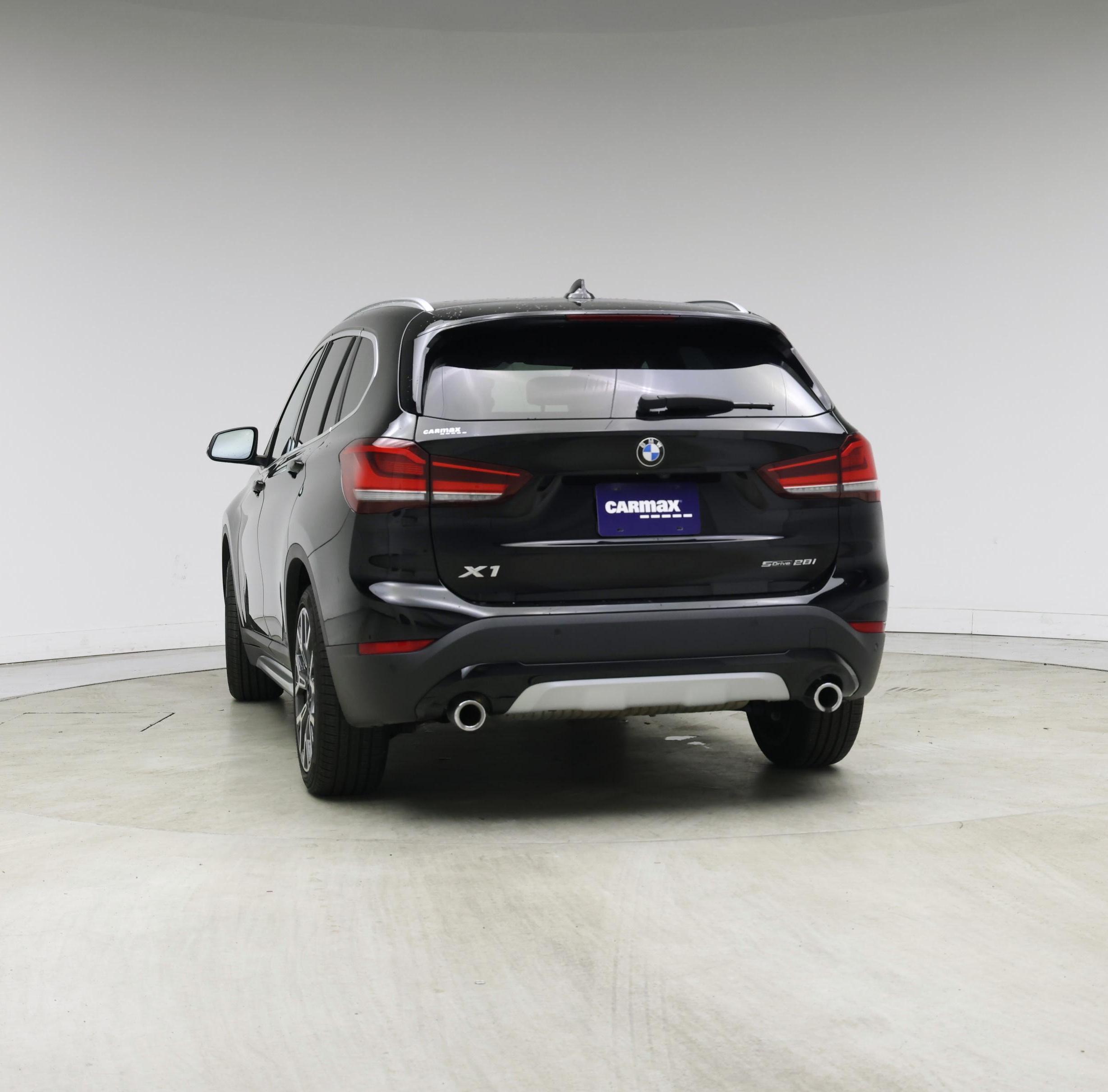 Thumbnail: 2021 BMW X1 - 6