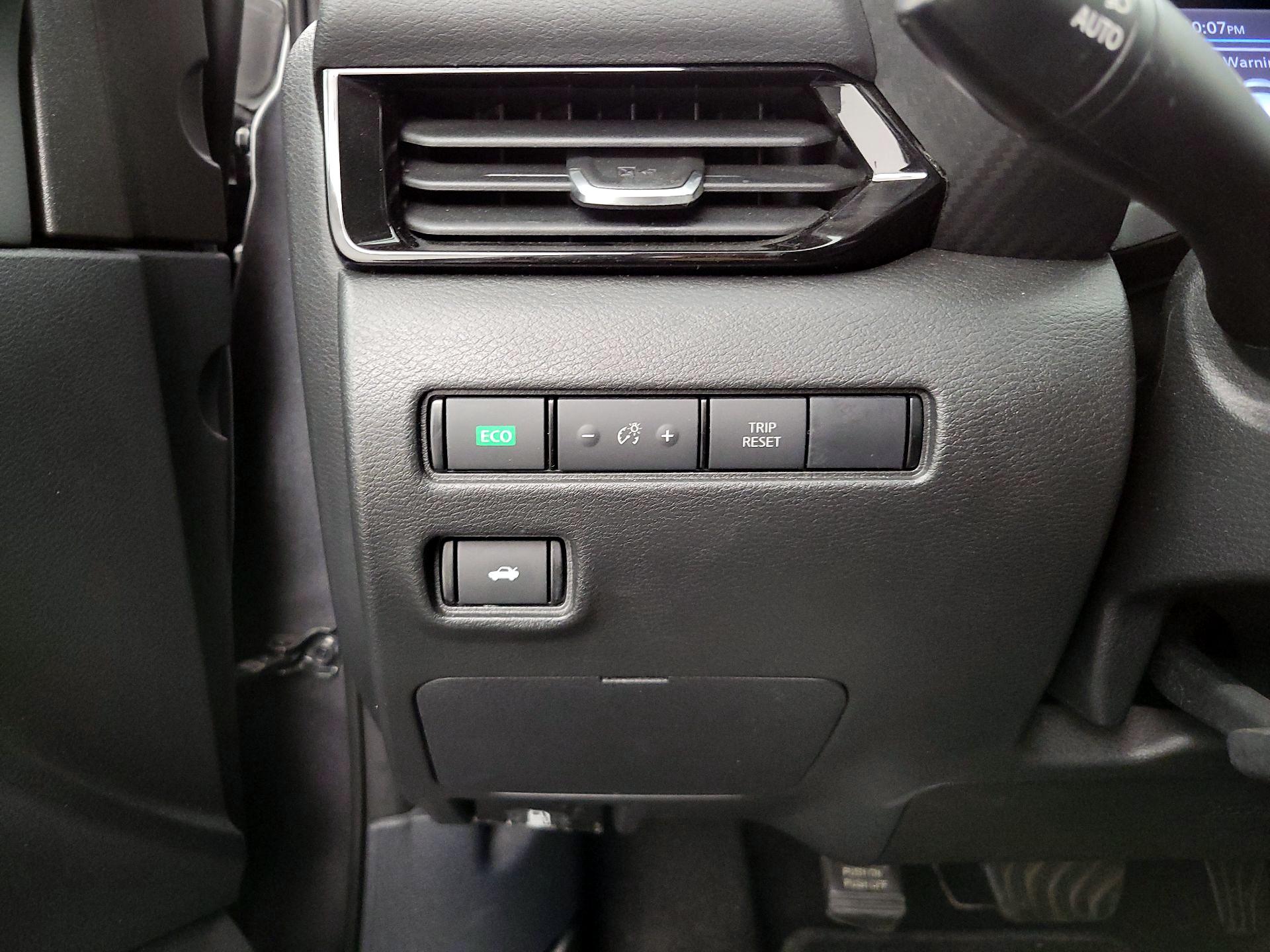 Thumbnail: 2022 Nissan Sentra - 13