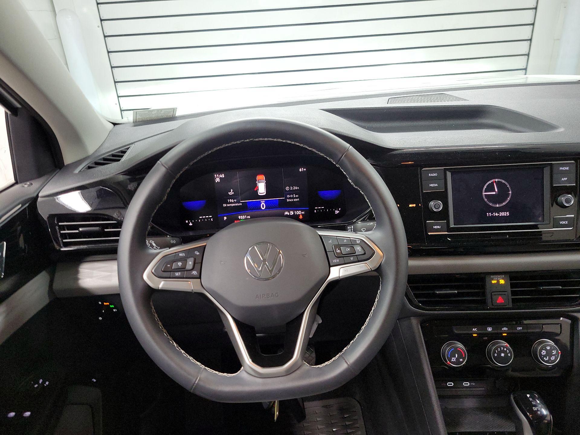 Thumbnail: 2024 Volkswagen Taos - 10