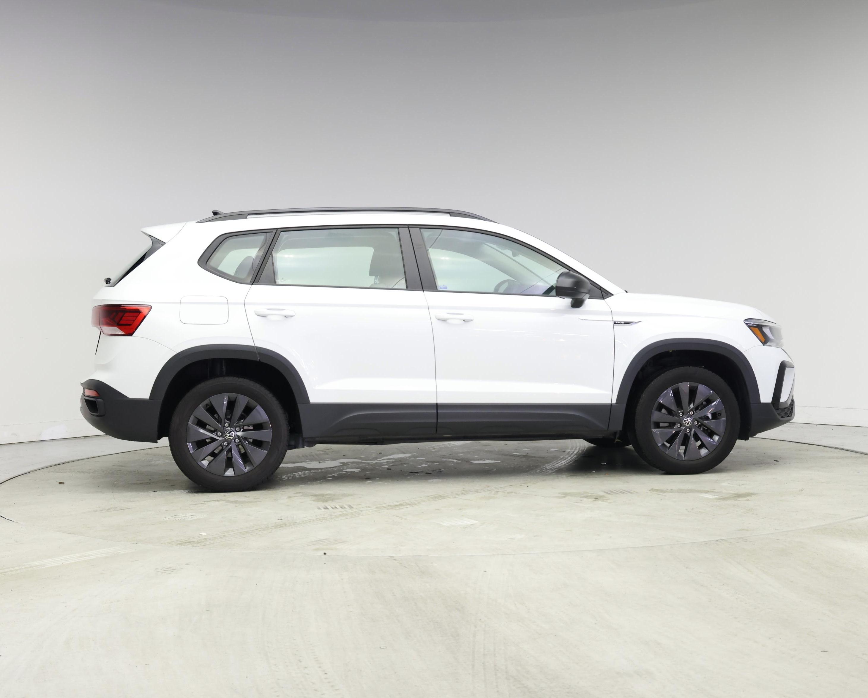 Thumbnail: 2024 Volkswagen Taos - 7