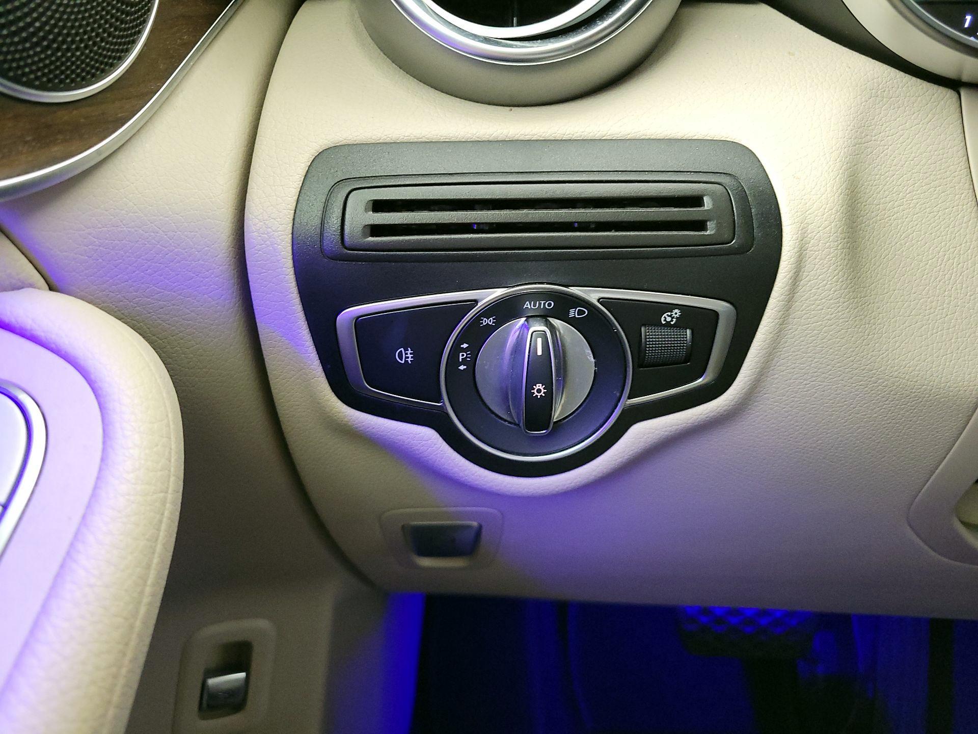 Thumbnail: 2021 Mercedes-Benz GLC - 13