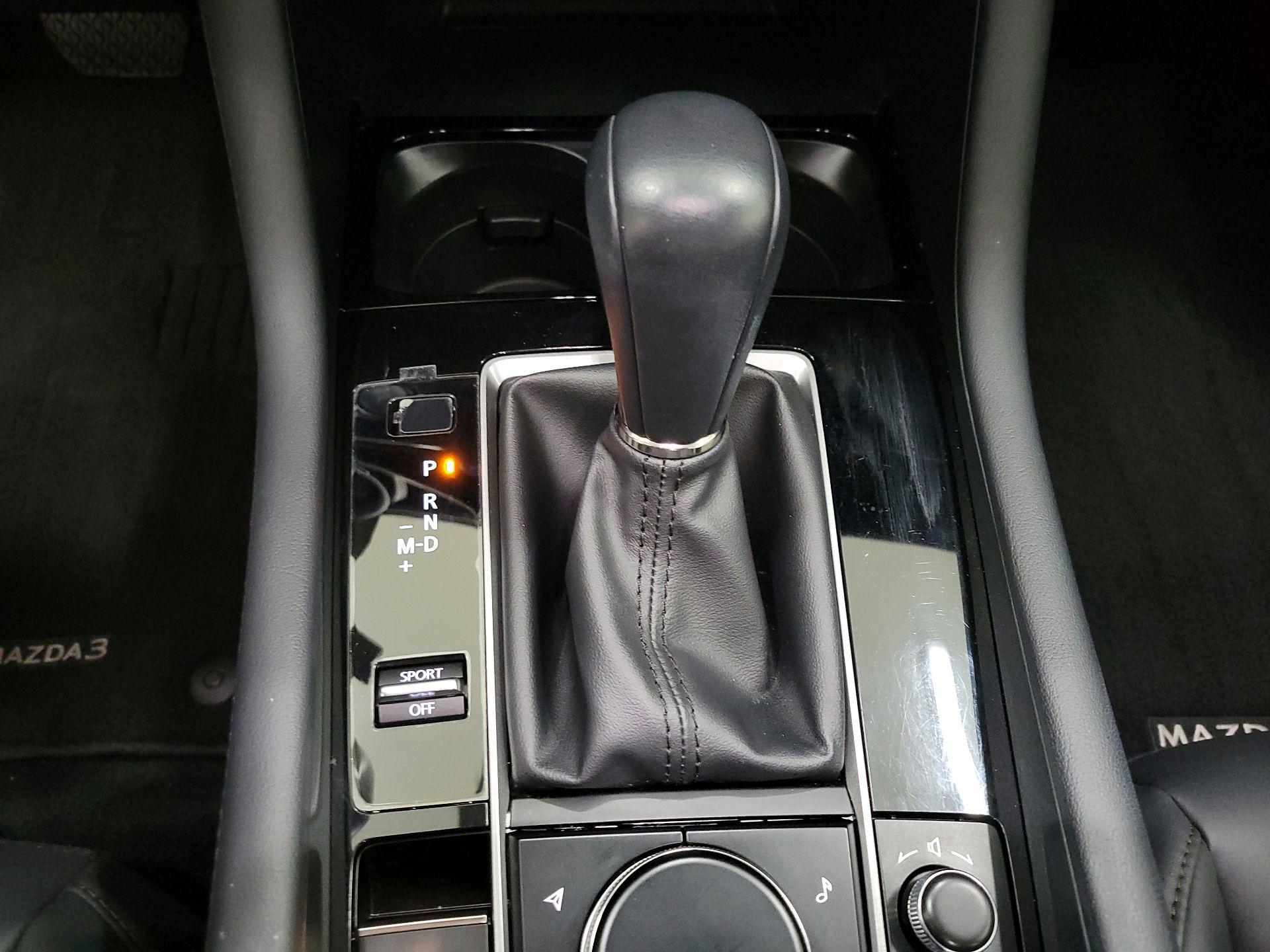 Thumbnail: 2024 Mazda Mazda3 - 17