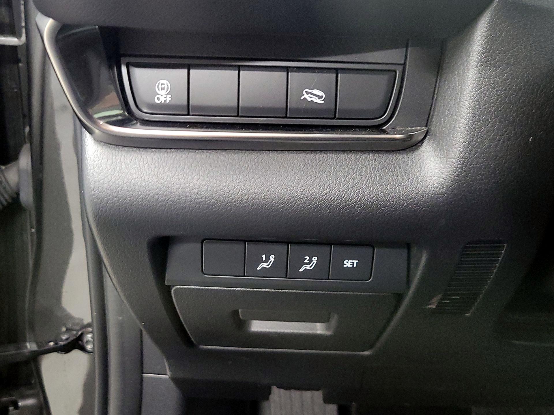 Thumbnail: 2022 Mazda CX-30 - 13