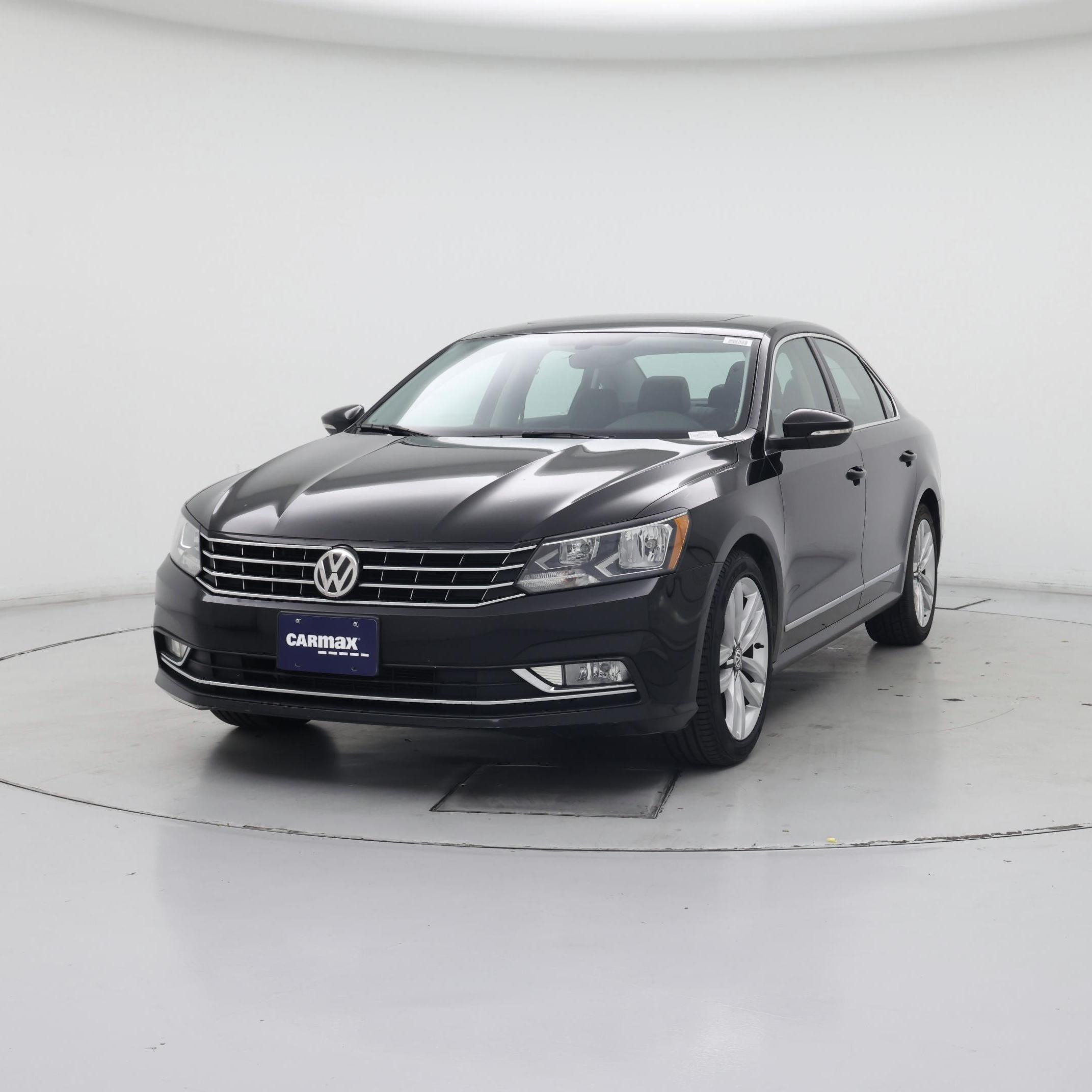 Thumbnail: 2016 Volkswagen Passat - 4