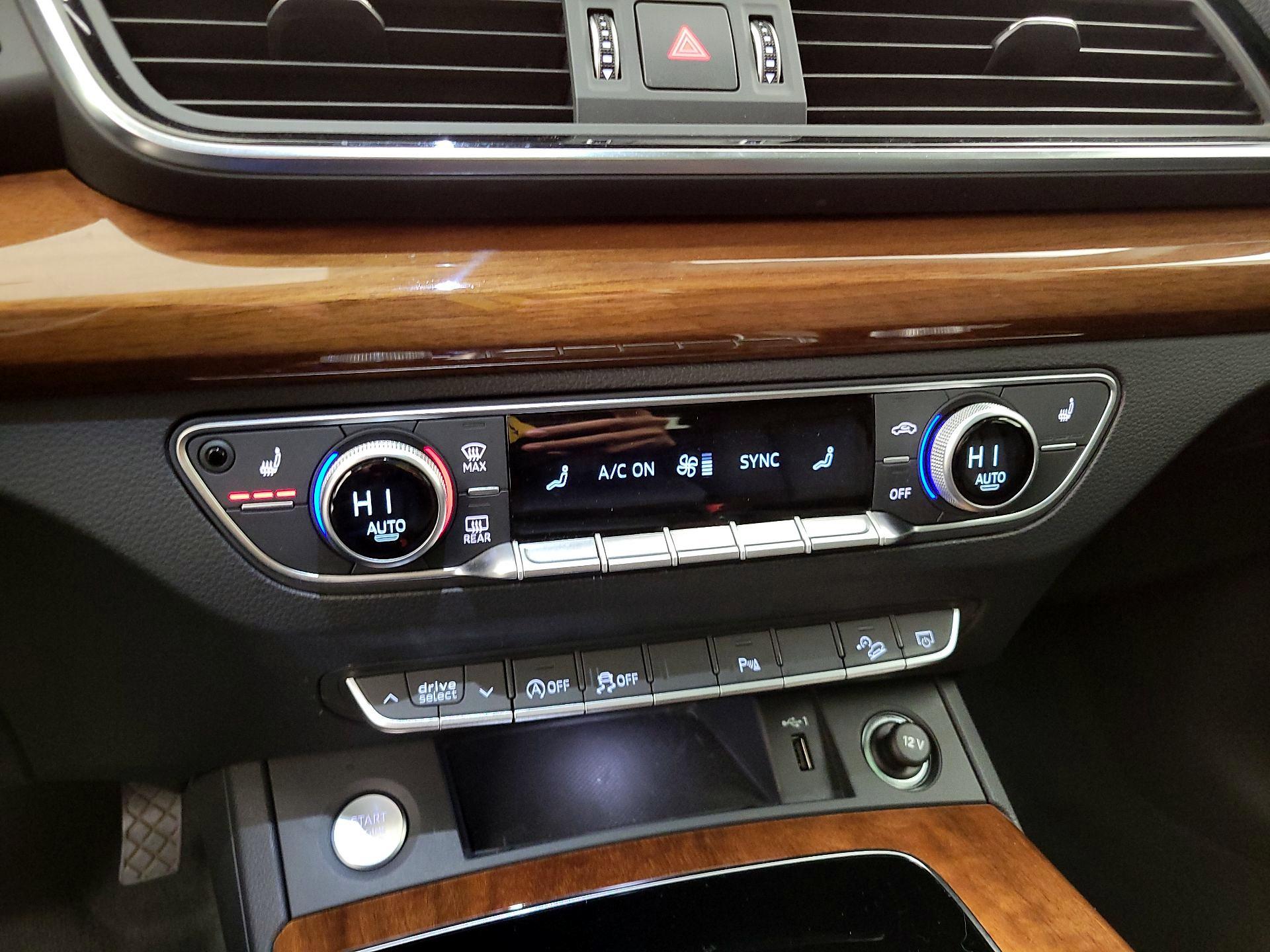 Thumbnail: 2023 Audi Q5 - 16