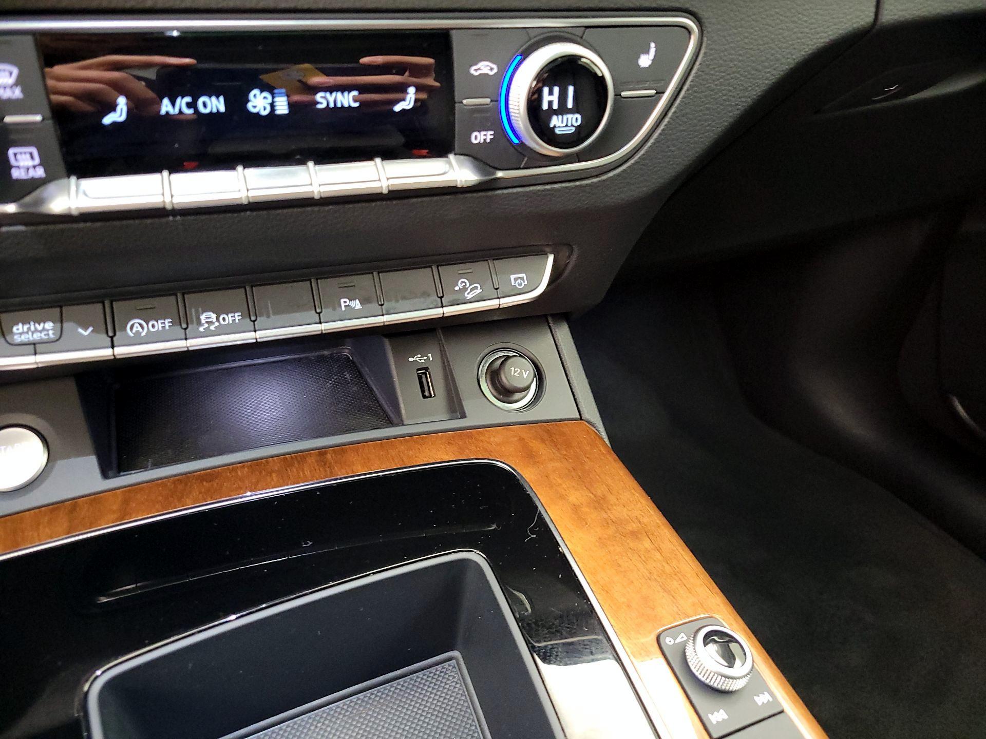 Thumbnail: 2023 Audi Q5 - 18