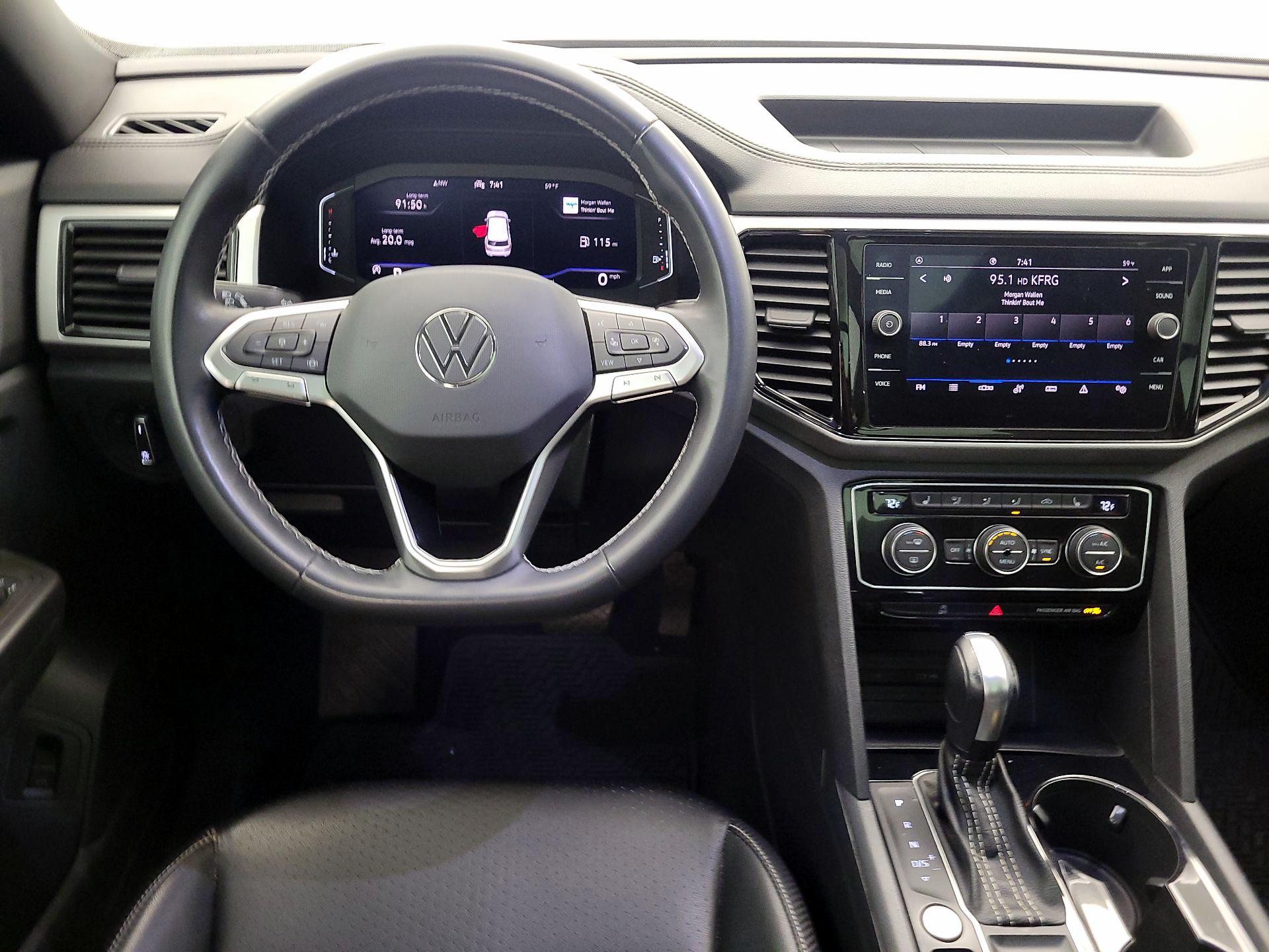 Thumbnail: 2022 Volkswagen Atlas - 10