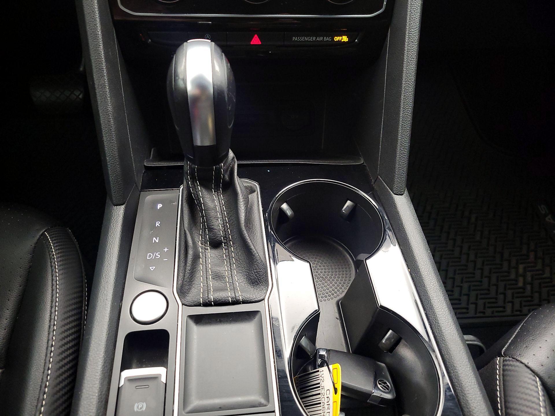 Thumbnail: 2022 Volkswagen Atlas - 17