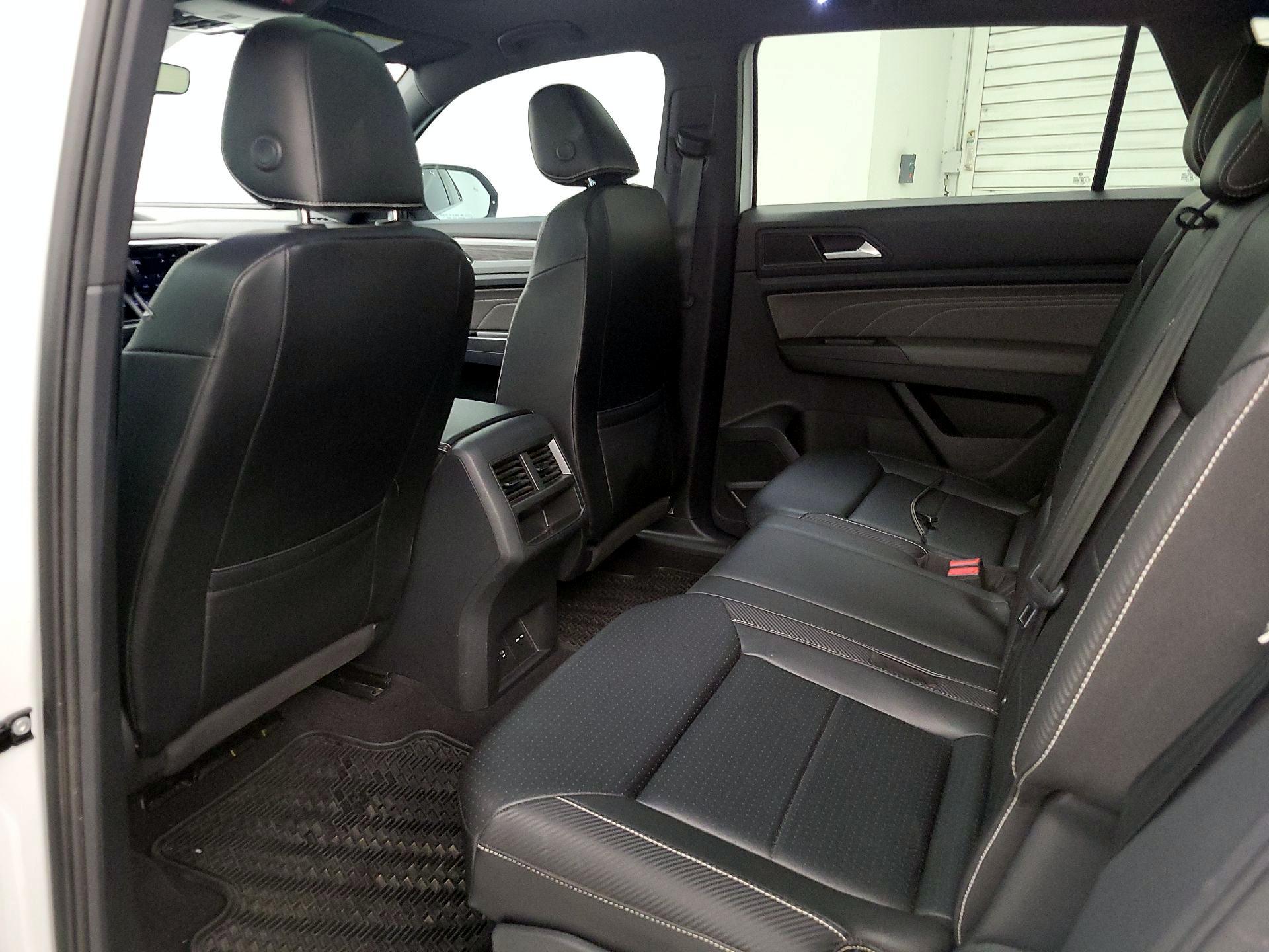 Thumbnail: 2022 Volkswagen Atlas - 20