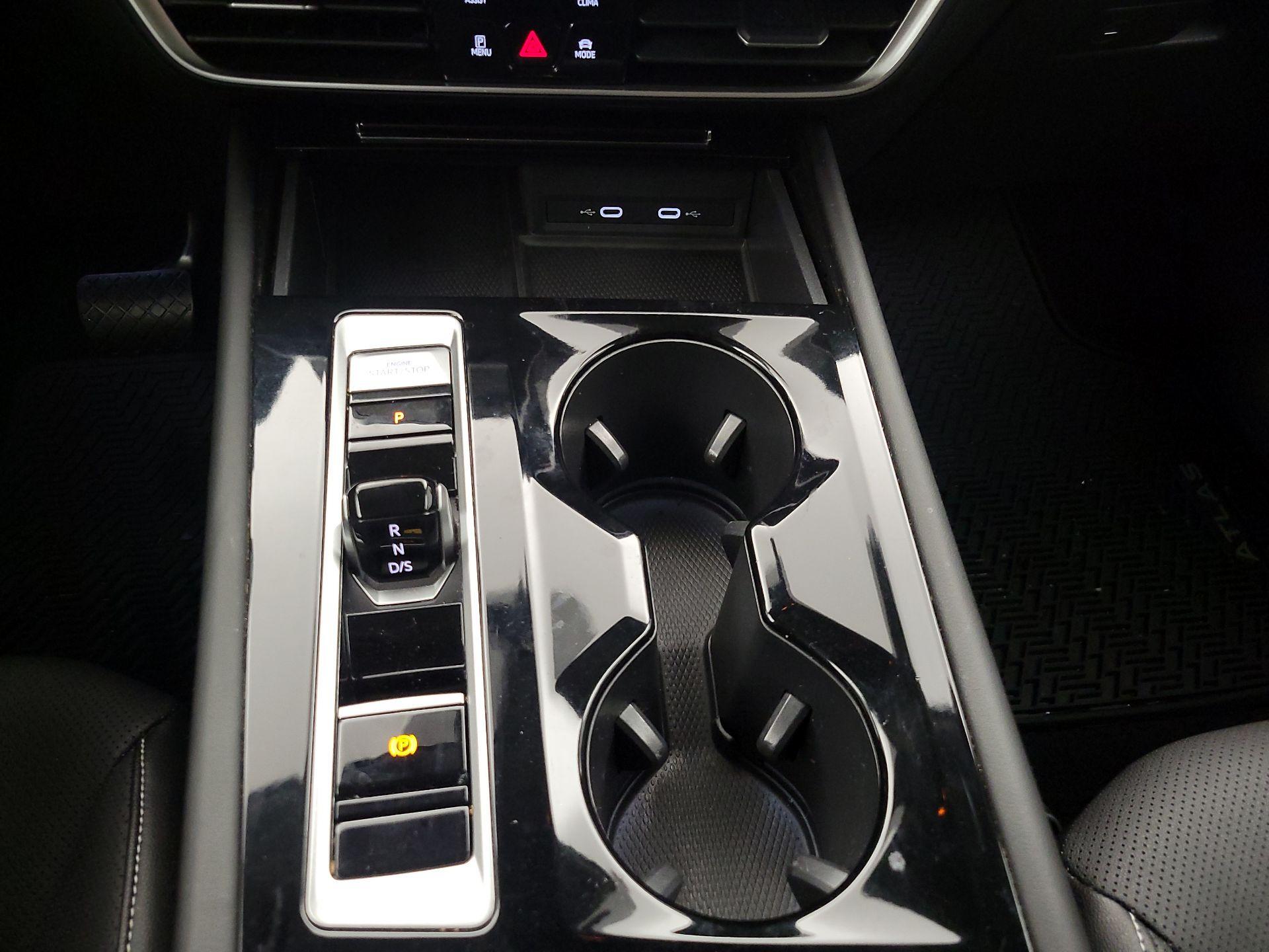 Thumbnail: 2024 Volkswagen Atlas - 18