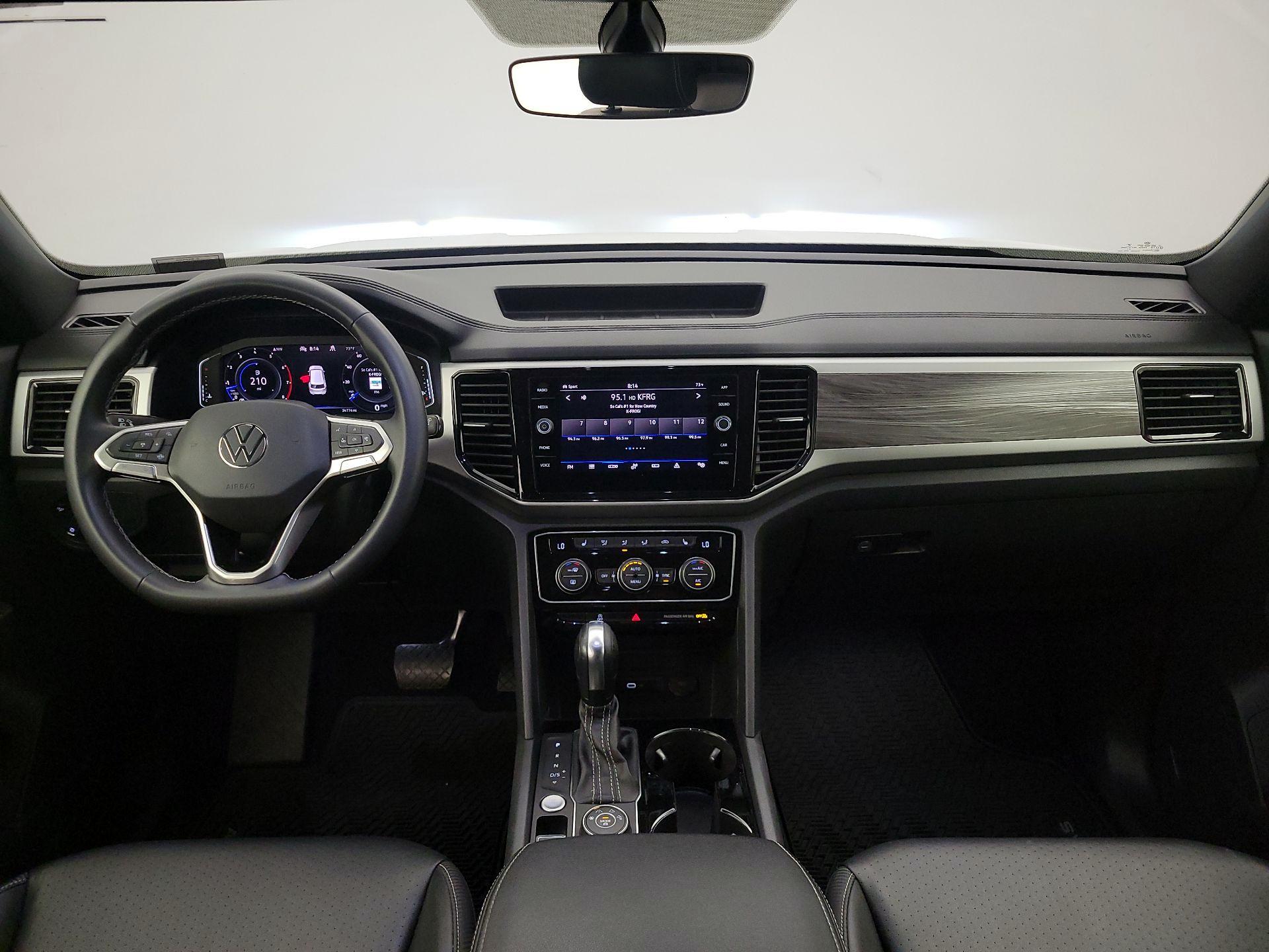 Thumbnail: 2022 Volkswagen Atlas - 9