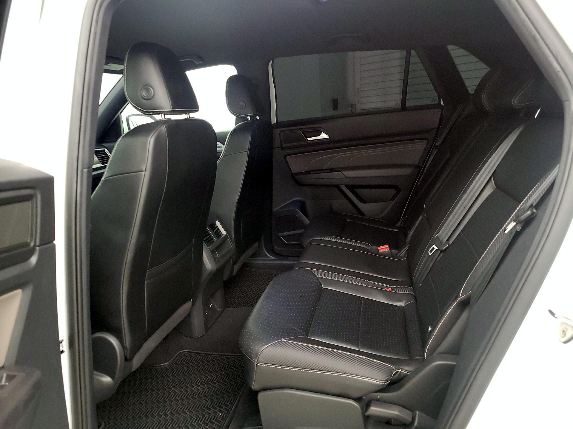 Thumbnail: 2022 Volkswagen Atlas - 18