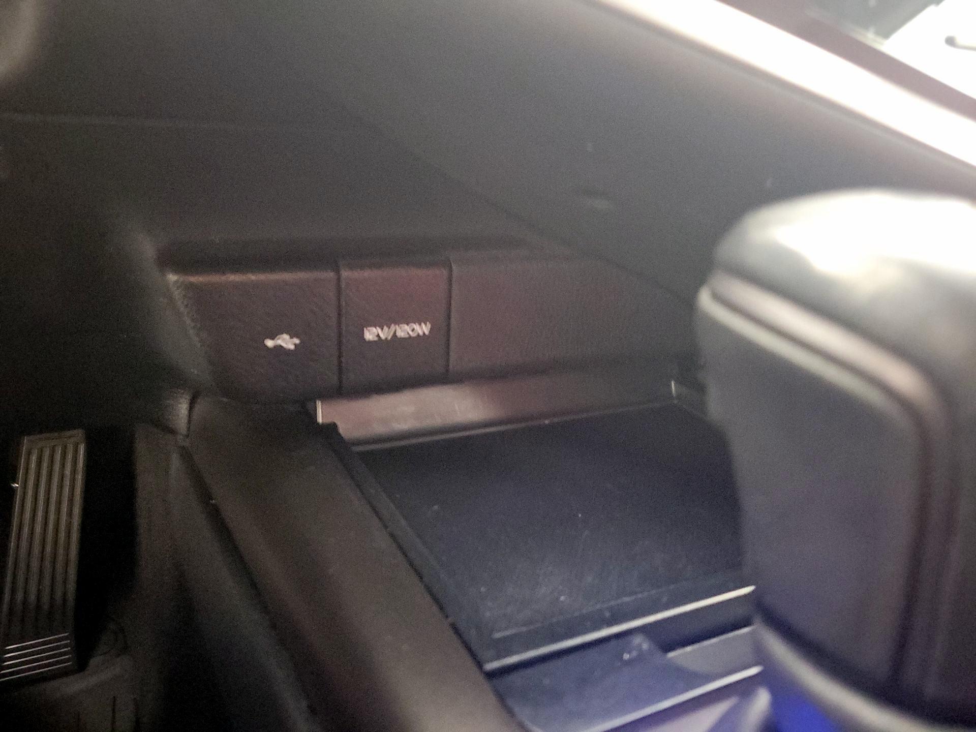 Thumbnail: 2021 Toyota Camry - 18