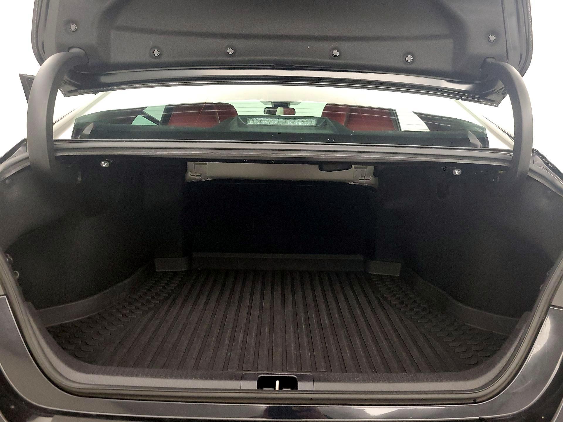 Thumbnail: 2021 Toyota Camry - 20