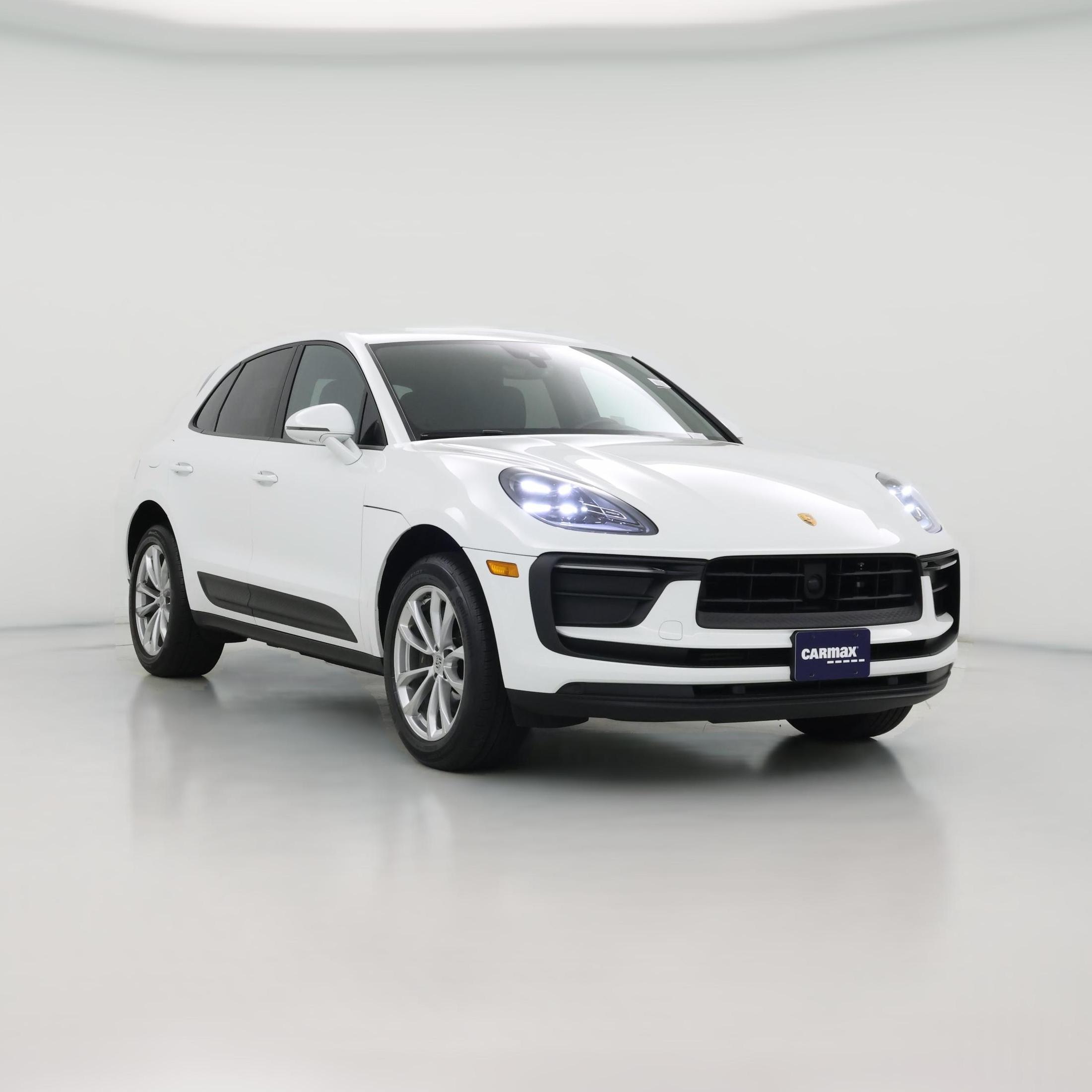 Thumbnail: 2023 Porsche Macan - 1