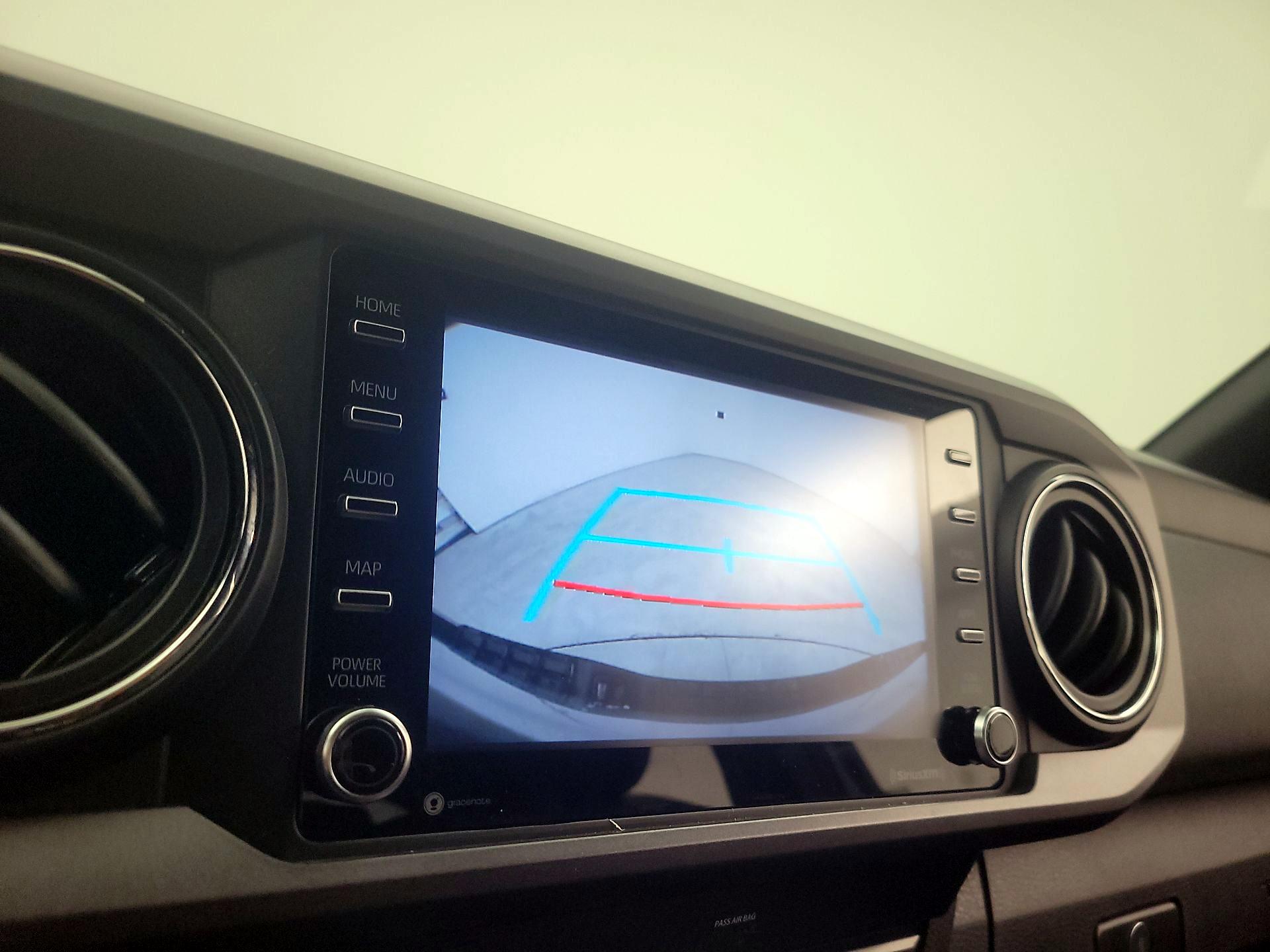 Thumbnail: 2020 Toyota Tacoma - 14