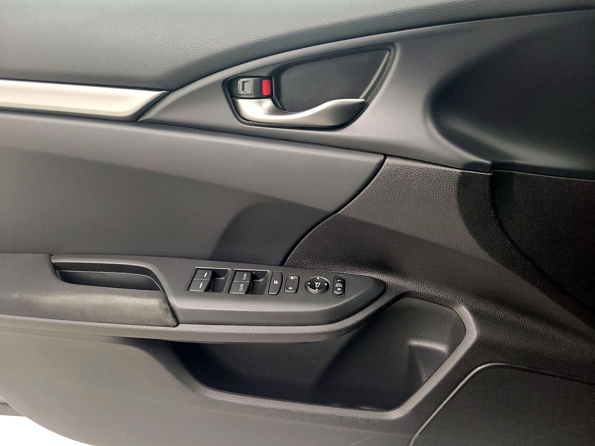 Thumbnail: 2018 Honda Civic - 12