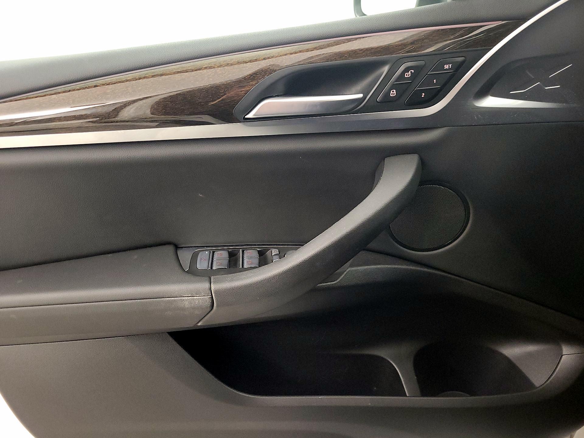 Thumbnail: 2022 BMW X4 - 12