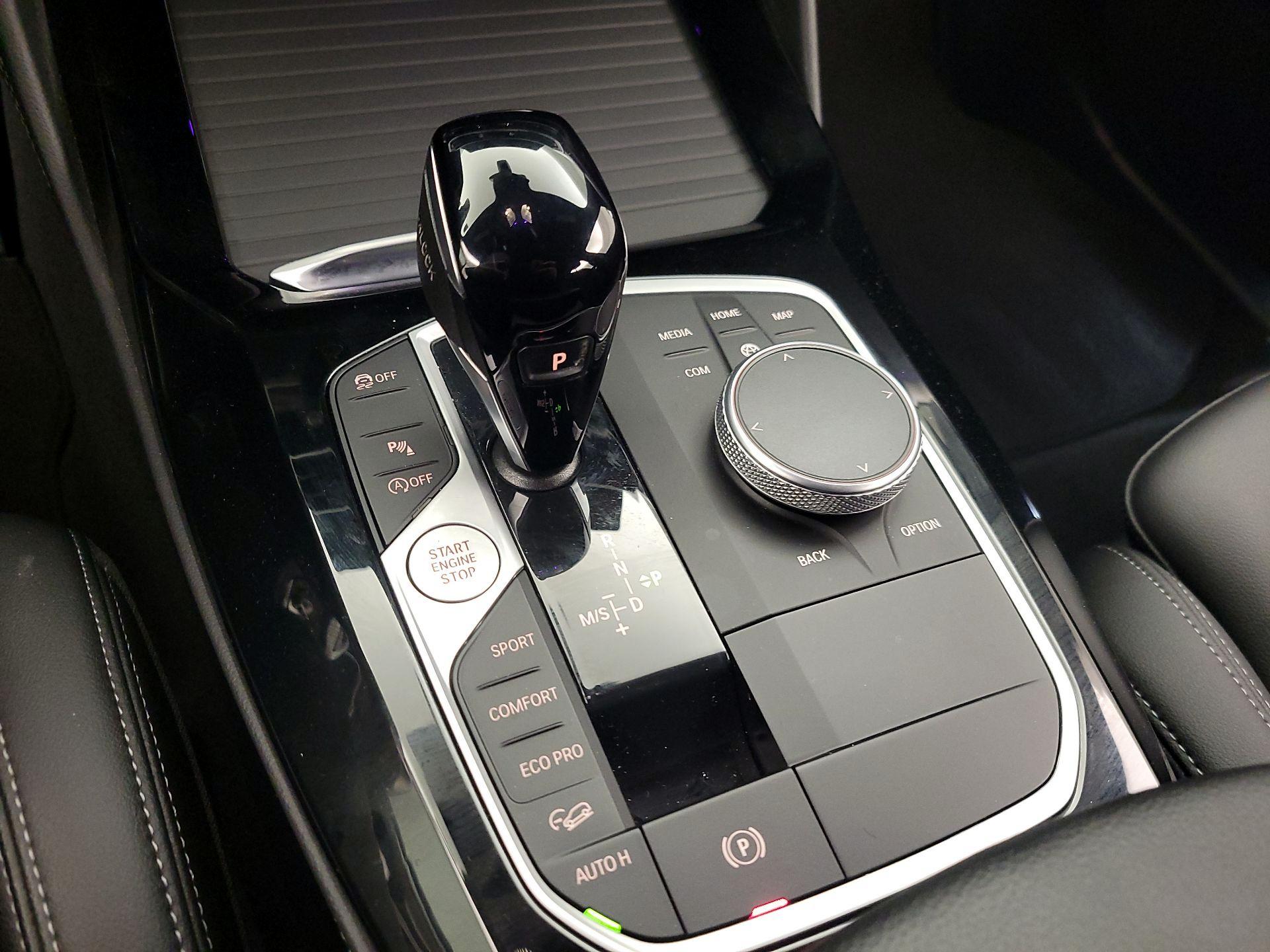 Thumbnail: 2022 BMW X4 - 17