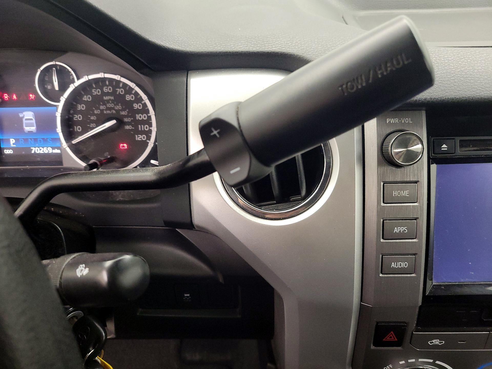 Thumbnail: 2014 Toyota Tundra - 17