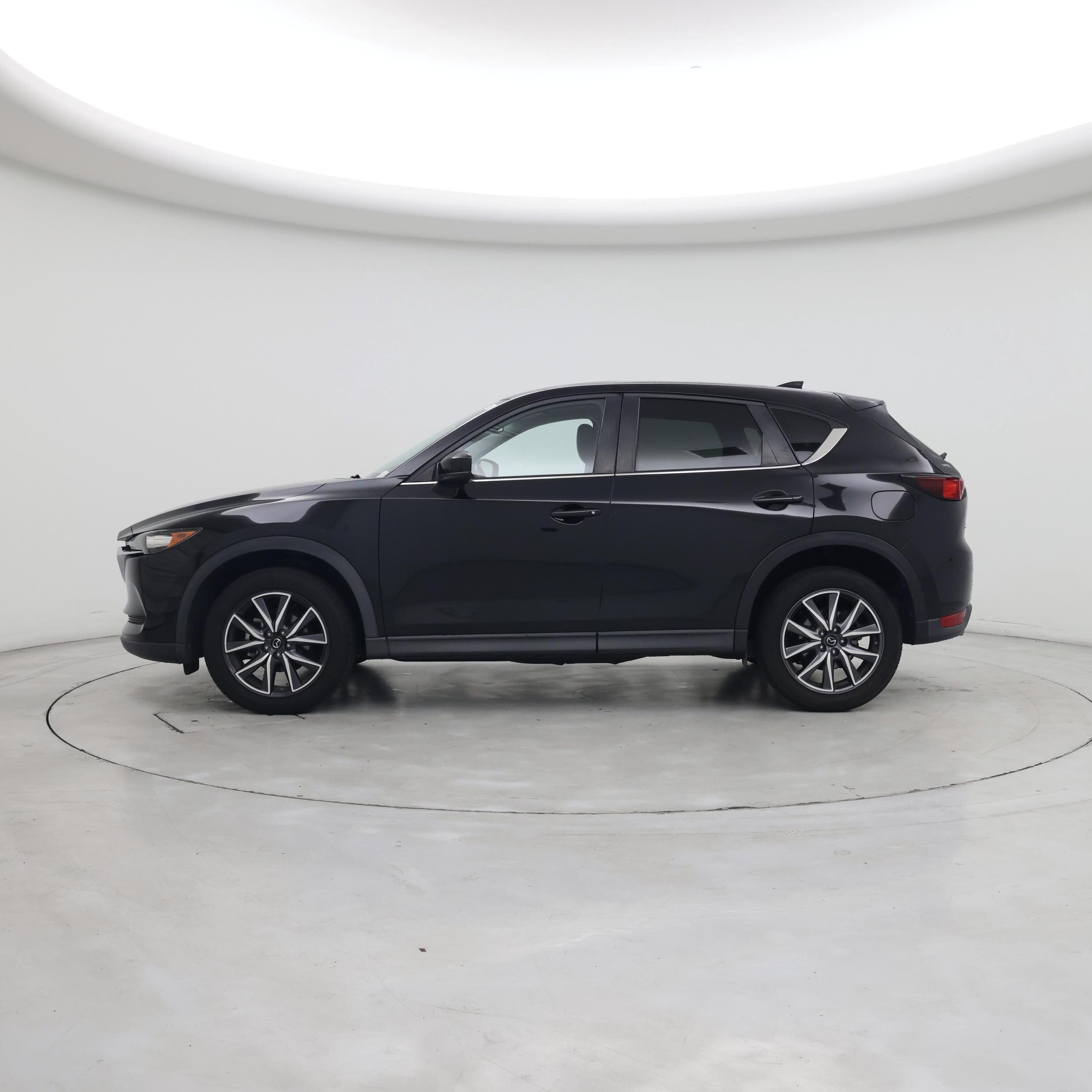 Thumbnail: 2018 Mazda CX-5 - 3