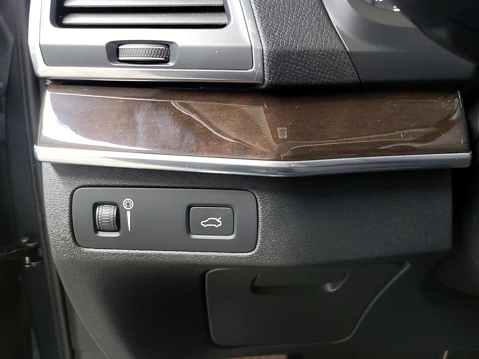 Thumbnail: 2019 Volvo XC90 - 13