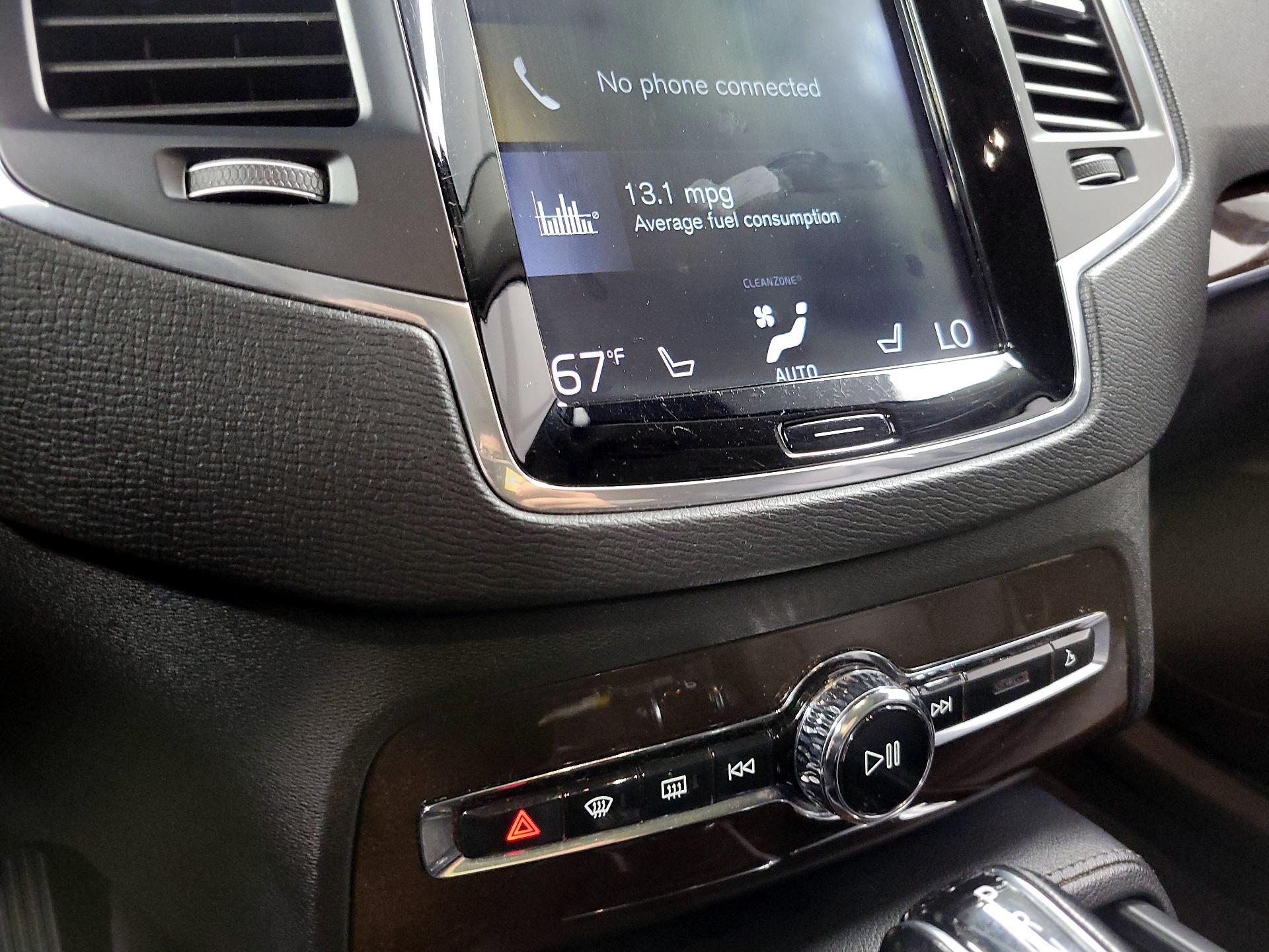 Thumbnail: 2019 Volvo XC90 - 16